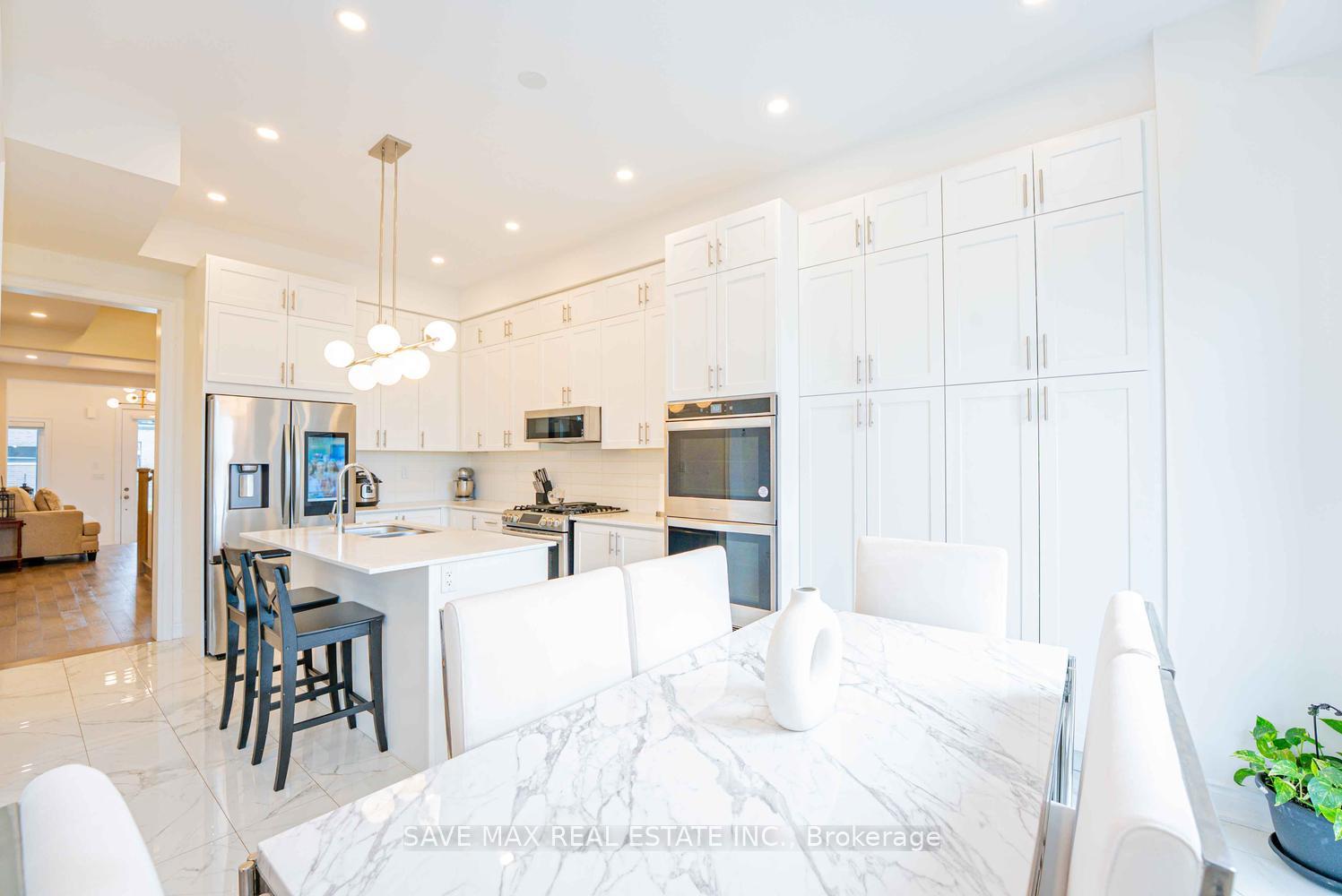 Photo 12 of 1320 Anthonia Trail, Oakville, Joshua Meadows — HOMEH