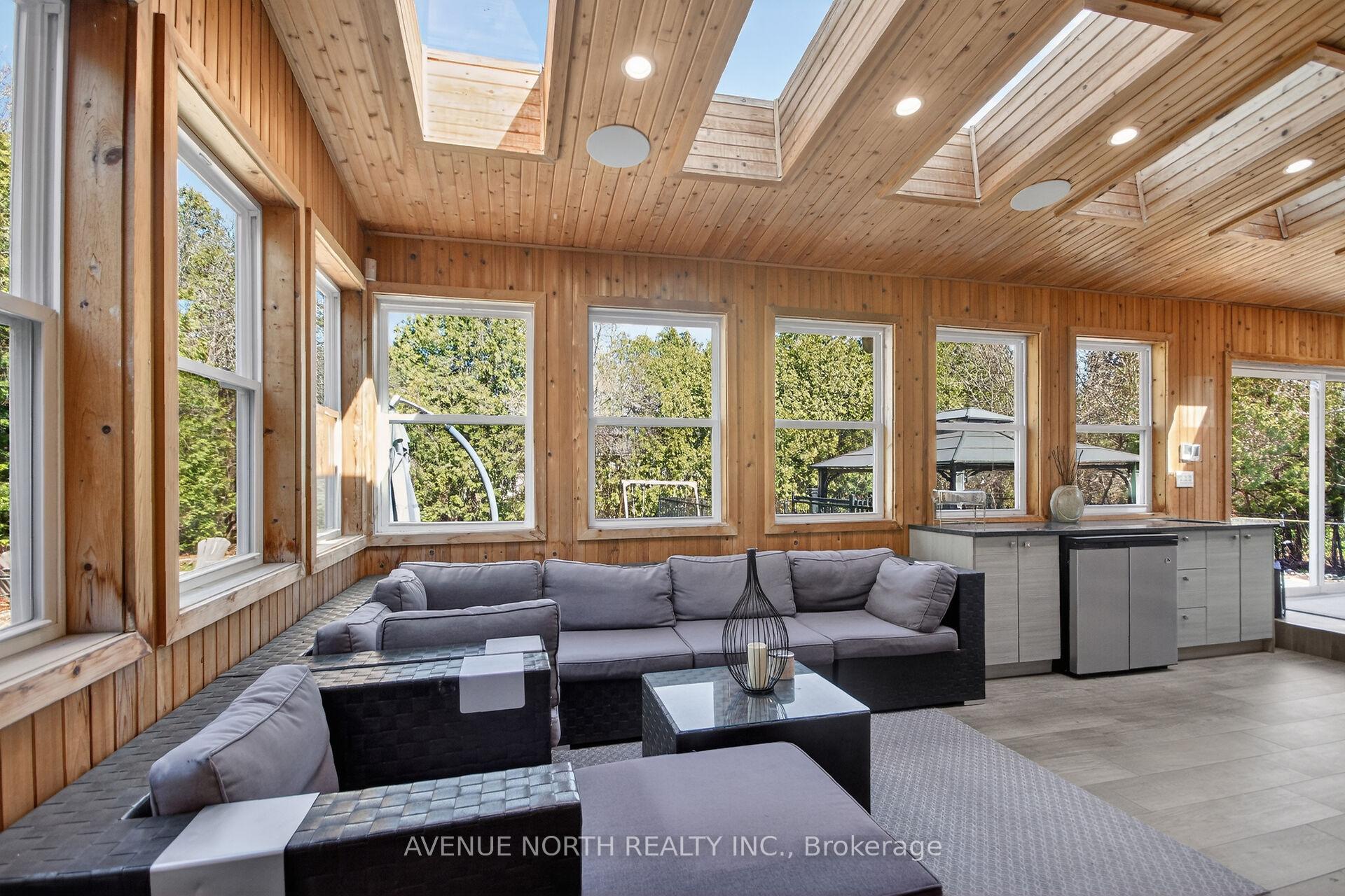 Photo 14 of 1317 Cornfield Crescent, Ottawa, Greely — HOMEH