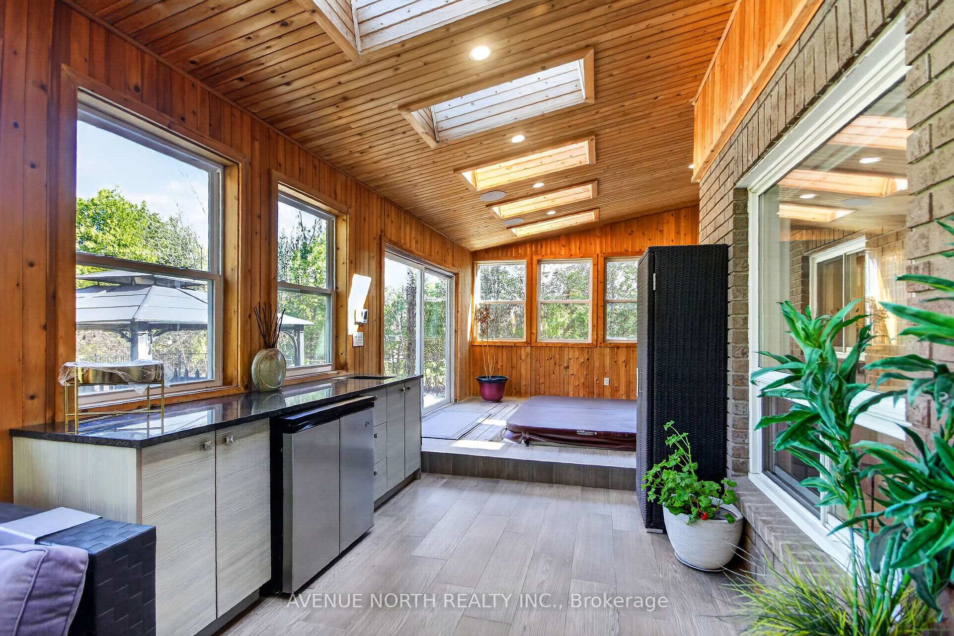 Photo 15 of 1317 Cornfield Crescent, Ottawa, Greely — HOMEH