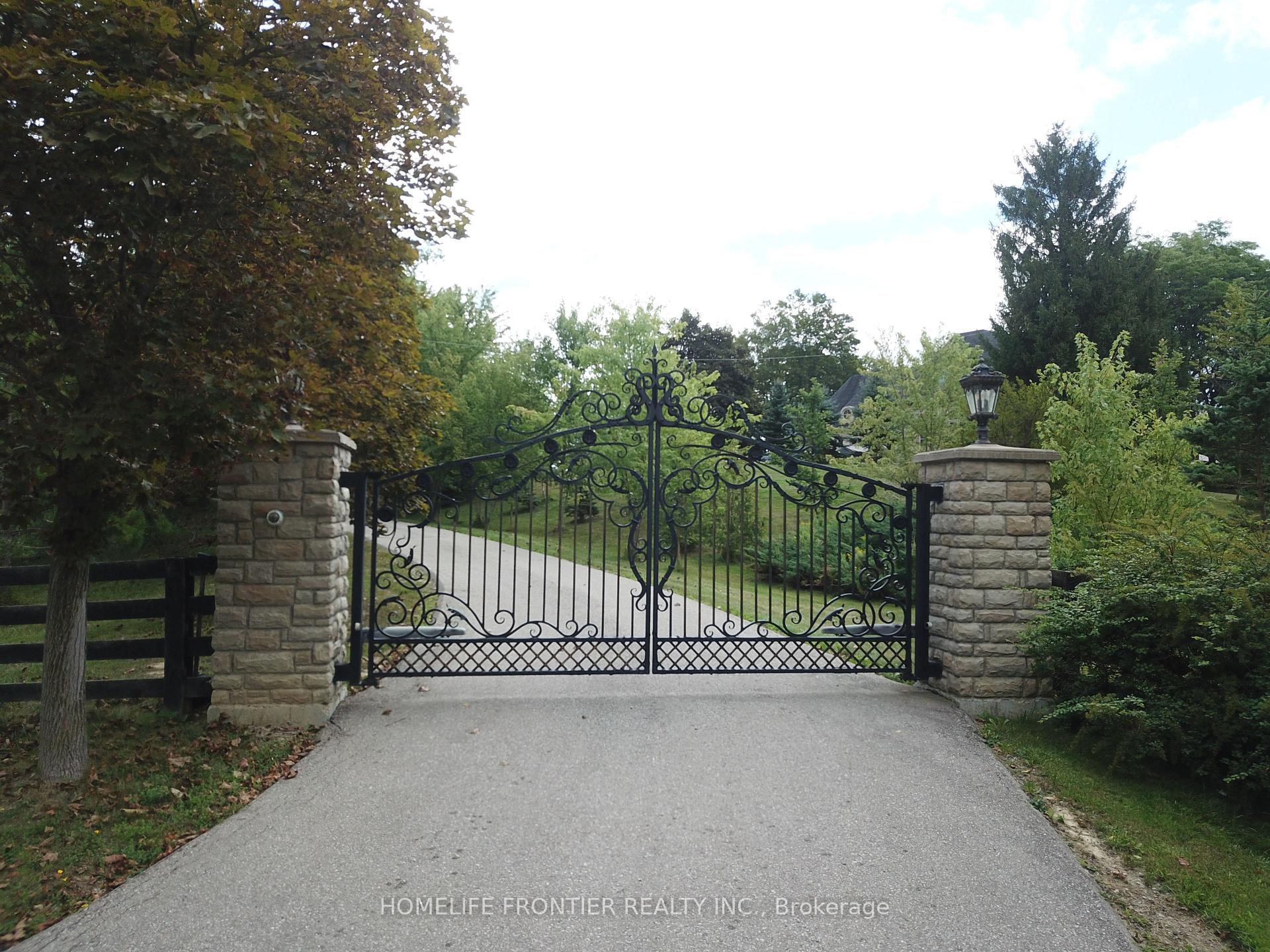 Photo 4 of 7645 16th Side Road, King, Rural King — HOMEH