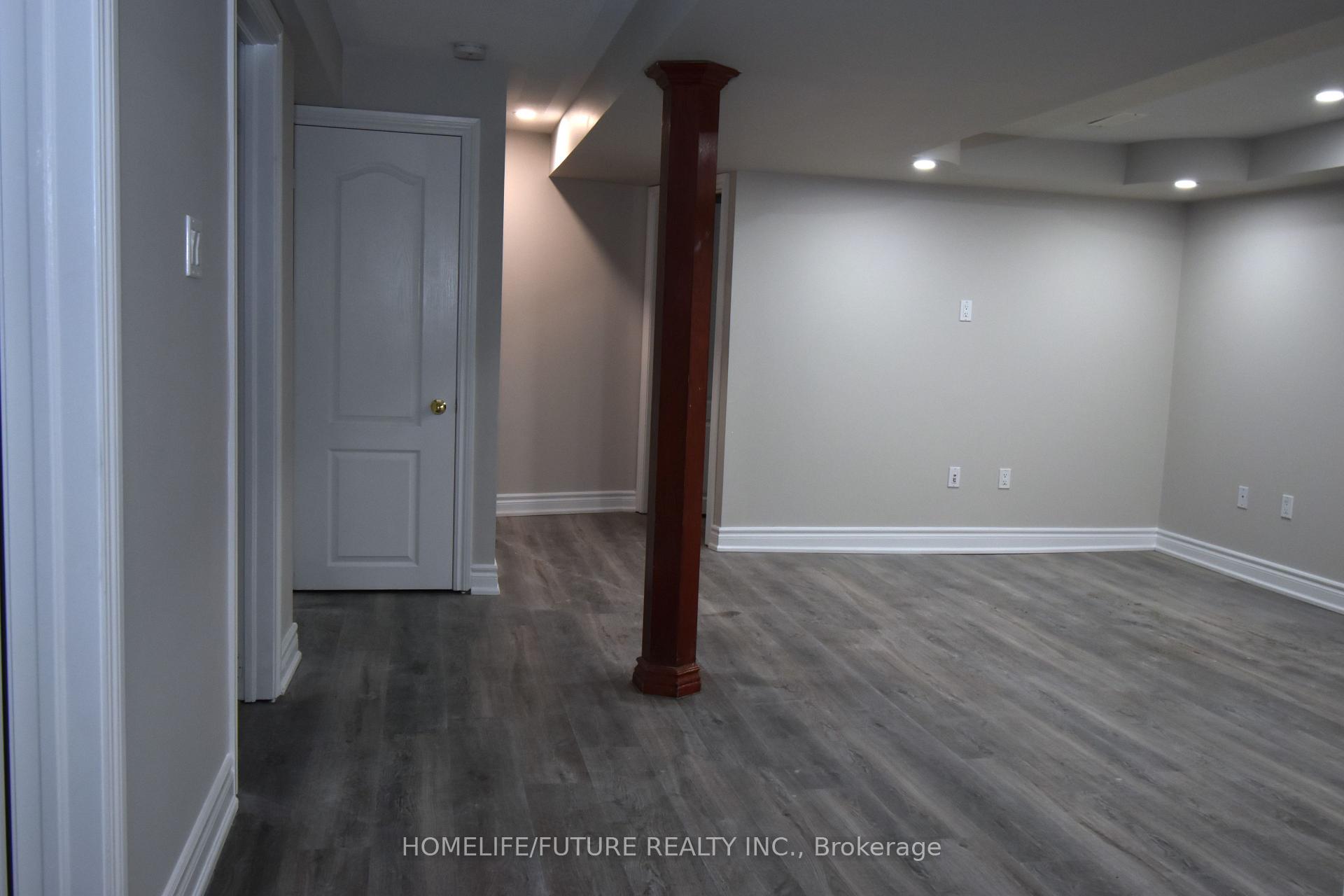 Photo 19 of 626 Highglen Avenue, Markham, Middlefield — HOMEH