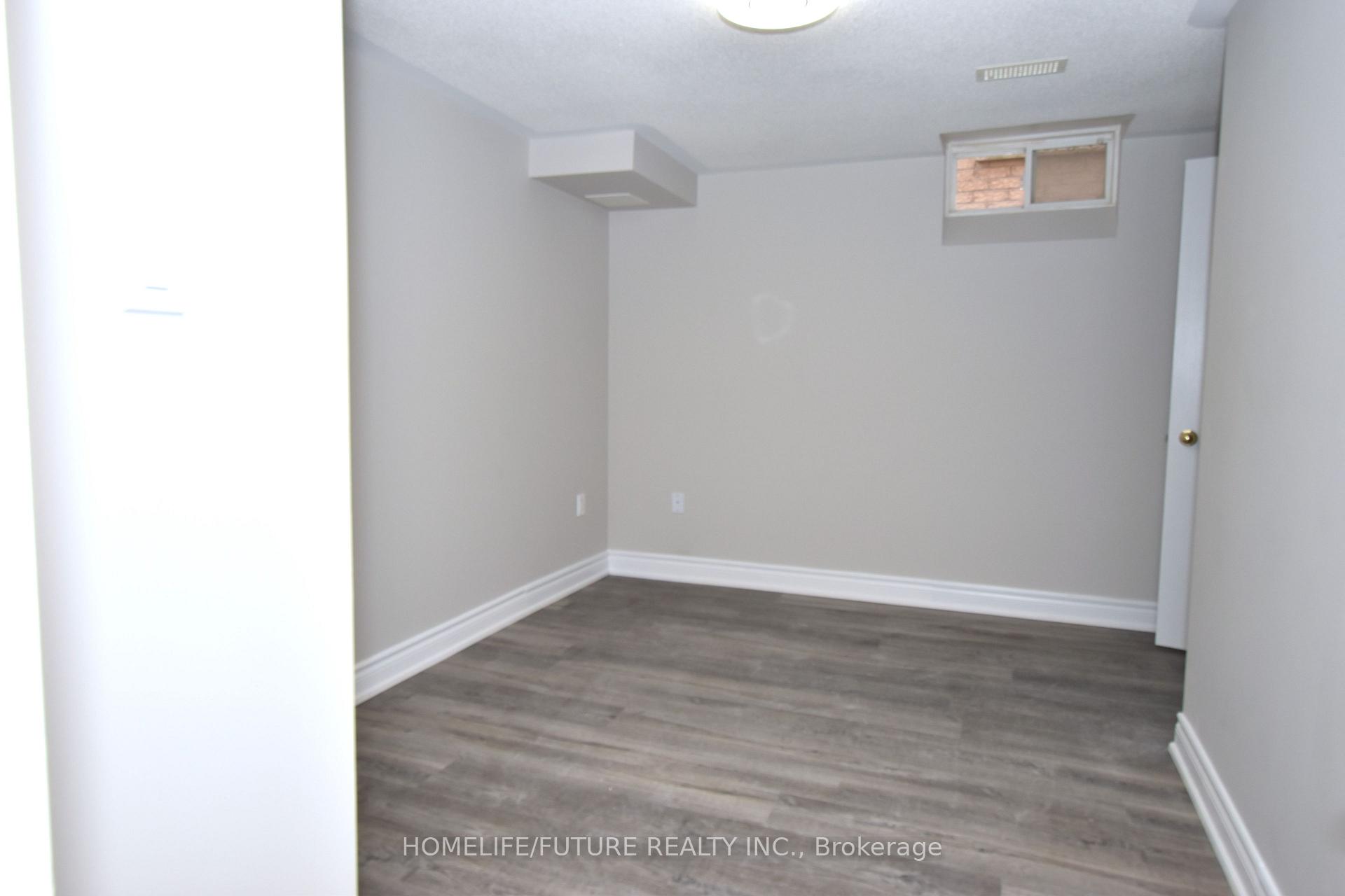 Photo 23 of 626 Highglen Avenue, Markham, Middlefield — HOMEH