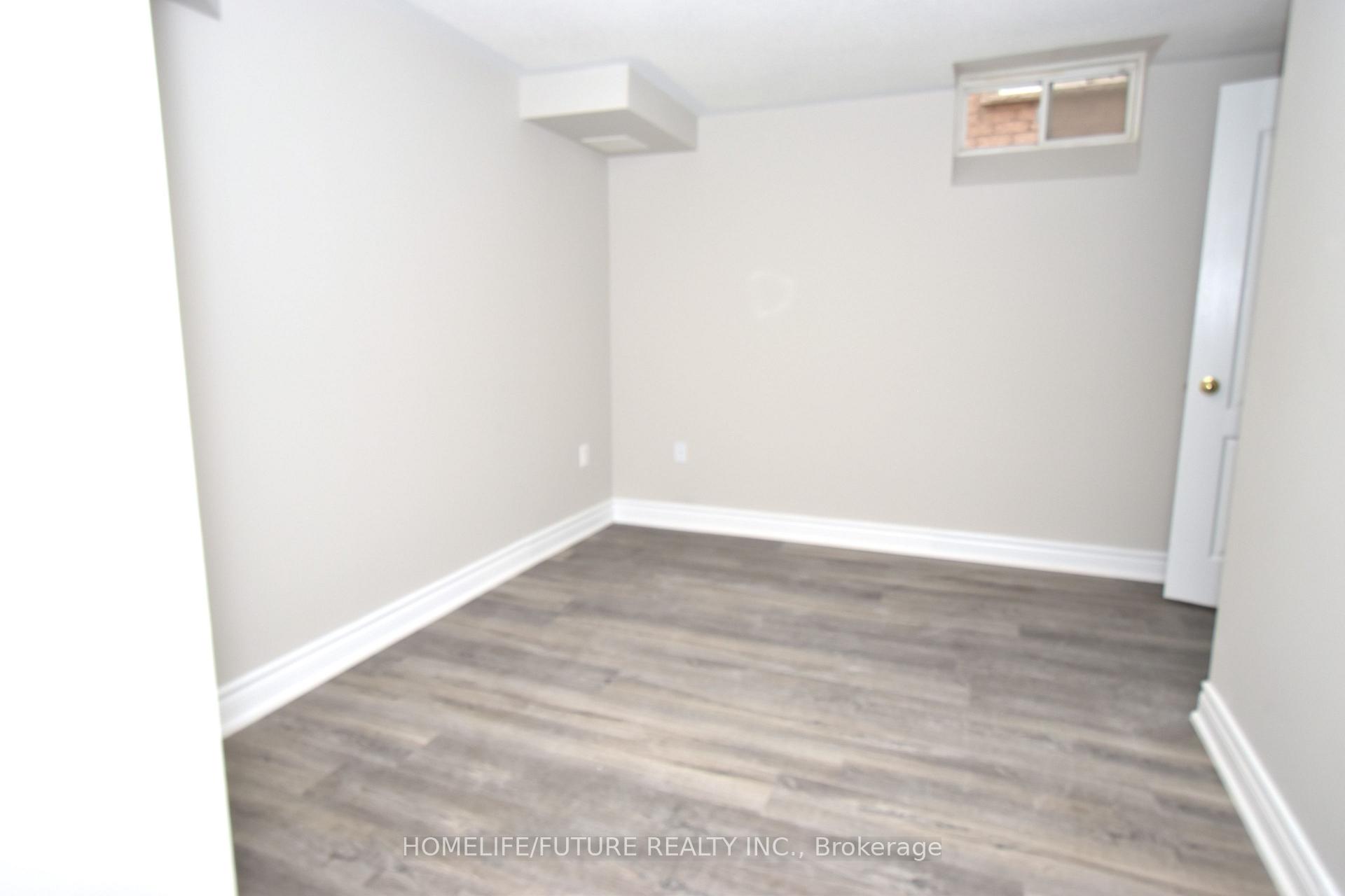 Photo 27 of 626 Highglen Avenue, Markham, Middlefield — HOMEH