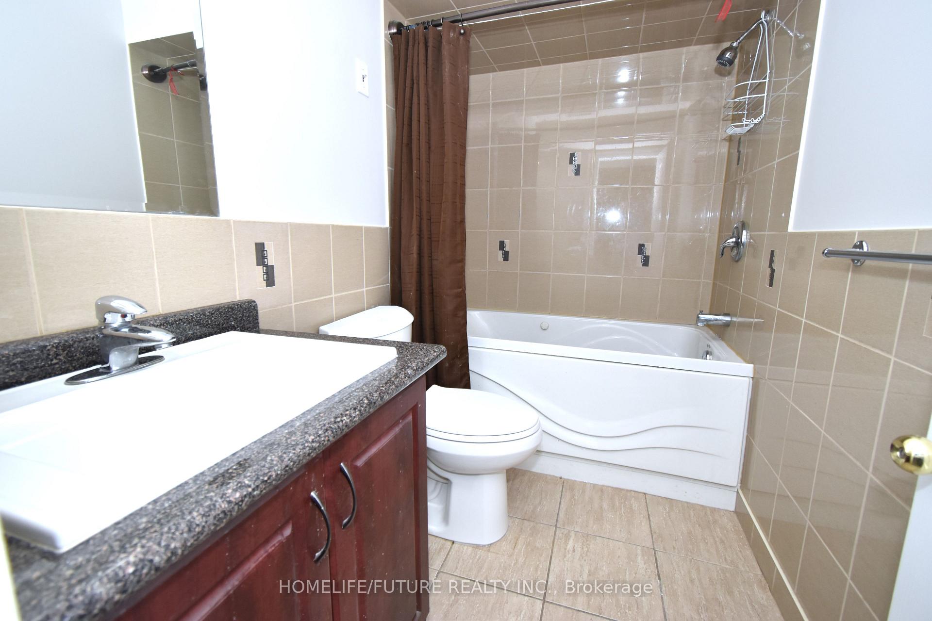 Photo 32 of 626 Highglen Avenue, Markham, Middlefield — HOMEH