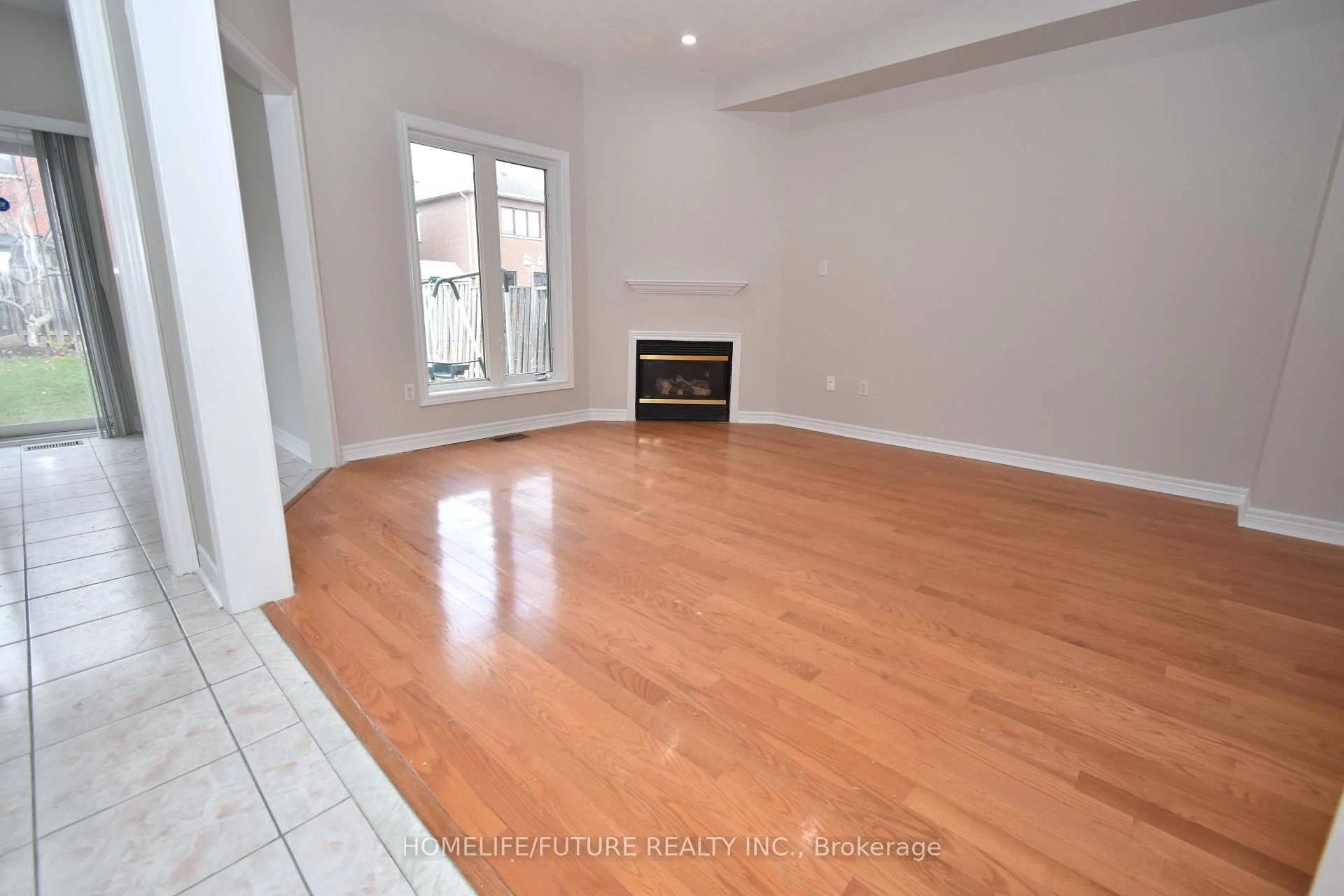 Photo 18 of 626 Highglen Avenue, Markham, Middlefield — HOMEH