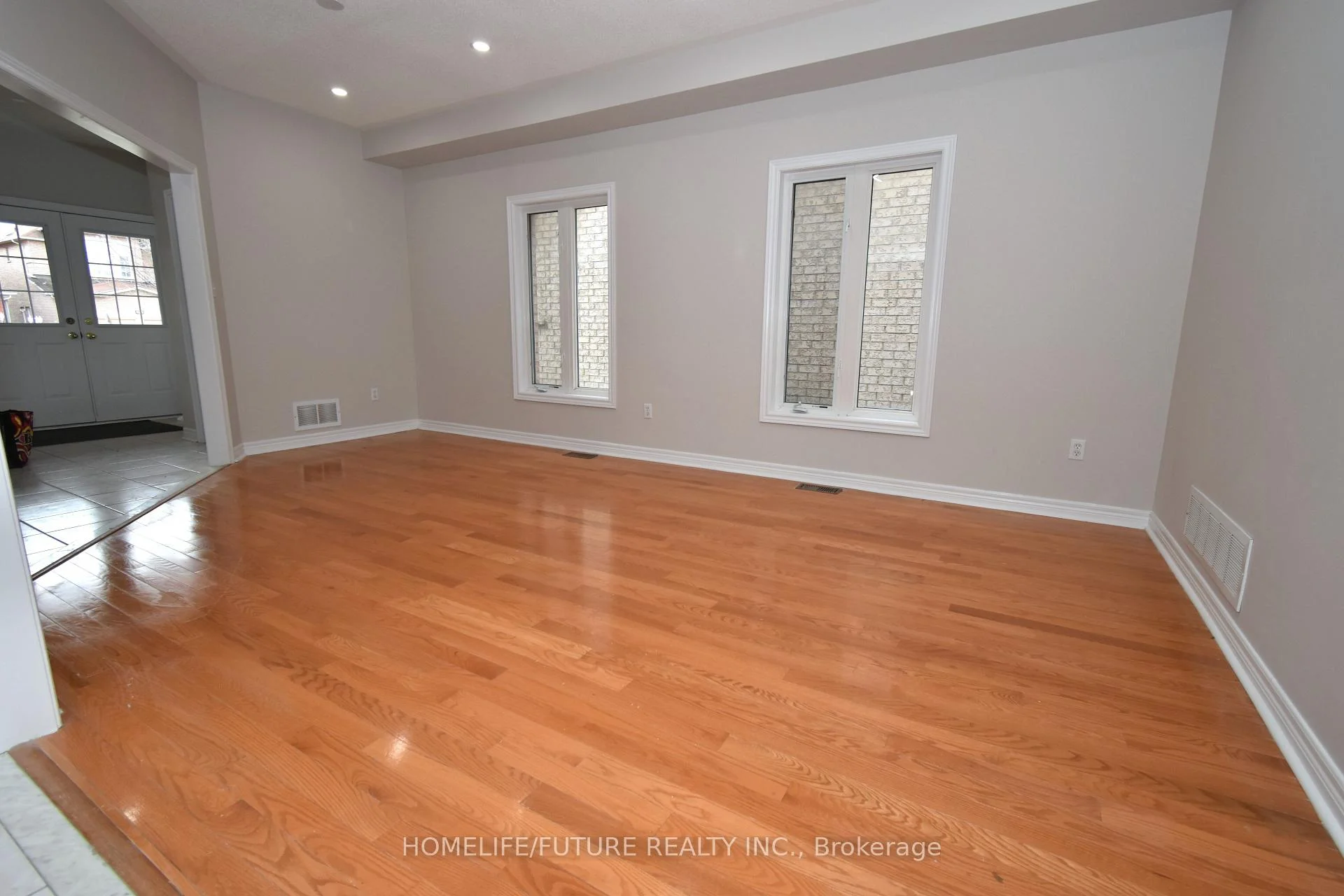 Photo 20 of 626 Highglen Avenue, Markham, Middlefield — HOMEH