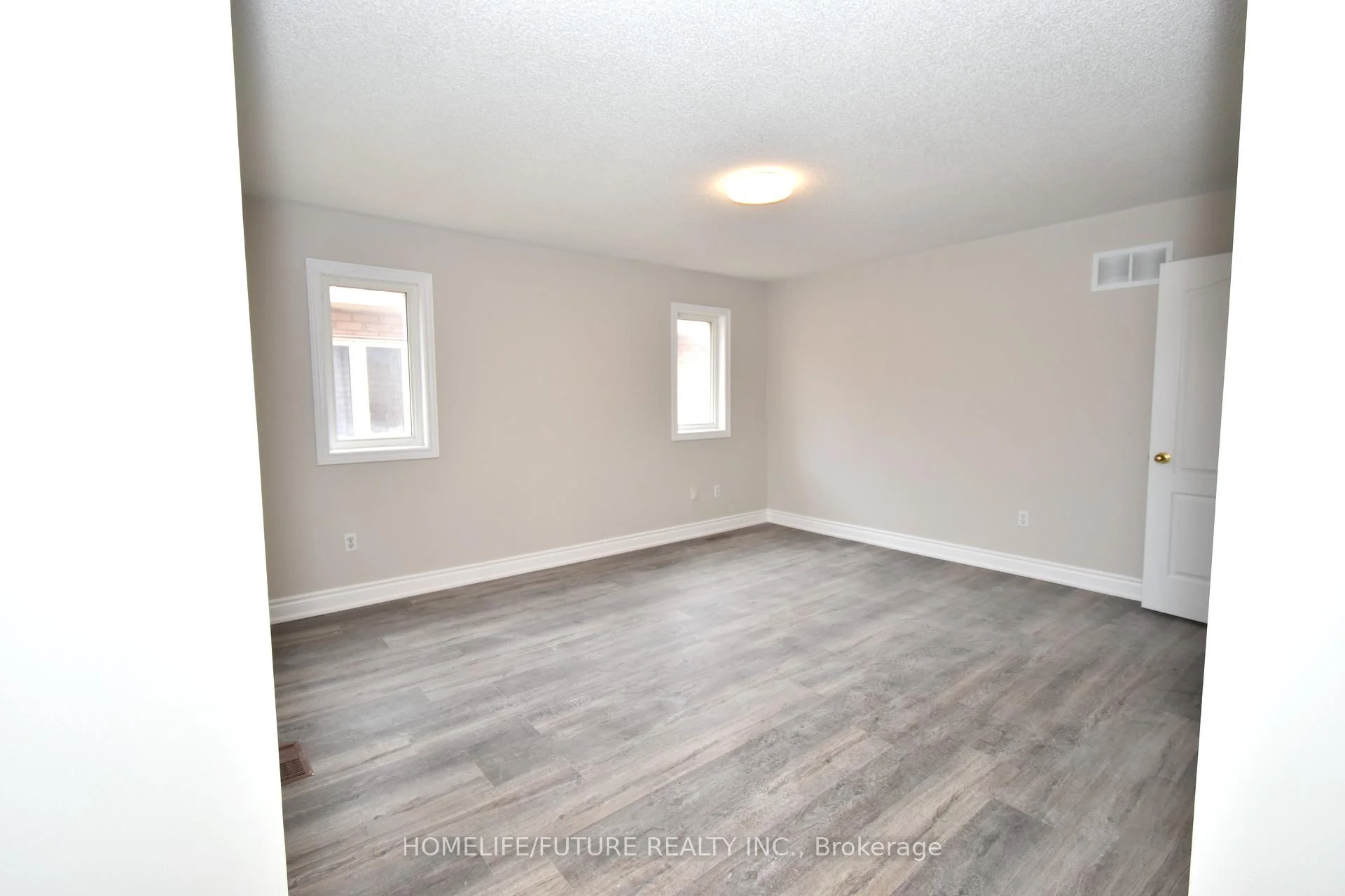 Photo 44 of 626 Highglen Avenue, Markham, Middlefield — HOMEH