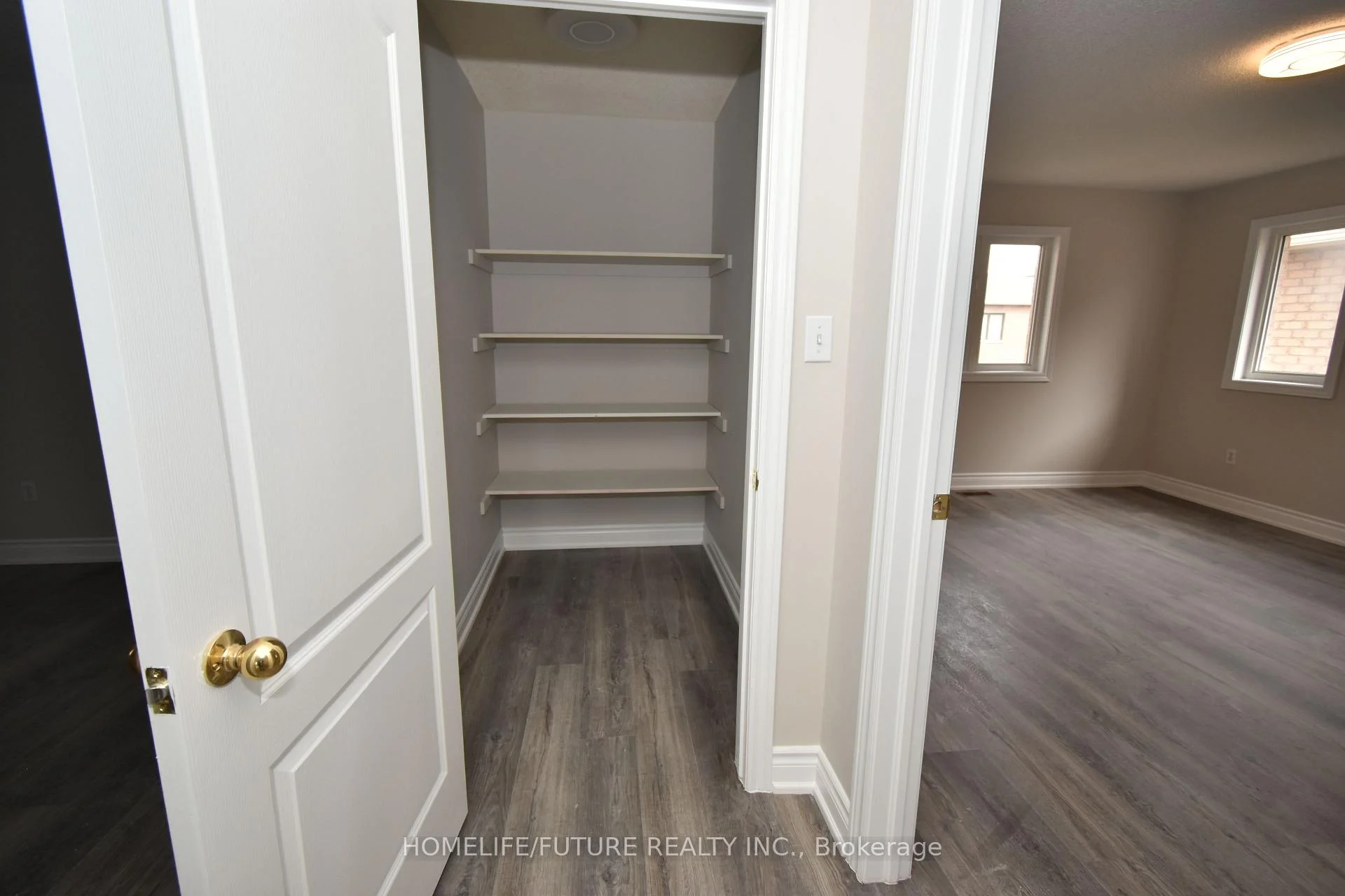 Photo 48 of 626 Highglen Avenue, Markham, Middlefield — HOMEH