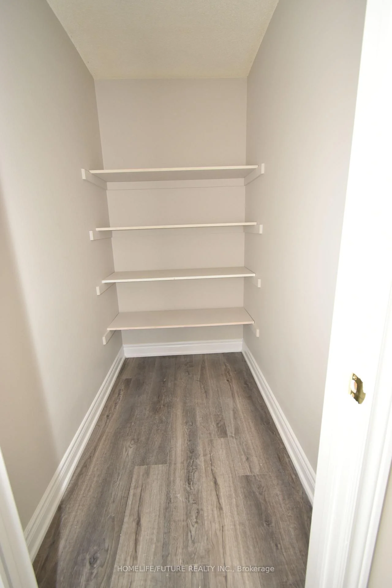Photo 49 of 626 Highglen Avenue, Markham, Middlefield — HOMEH