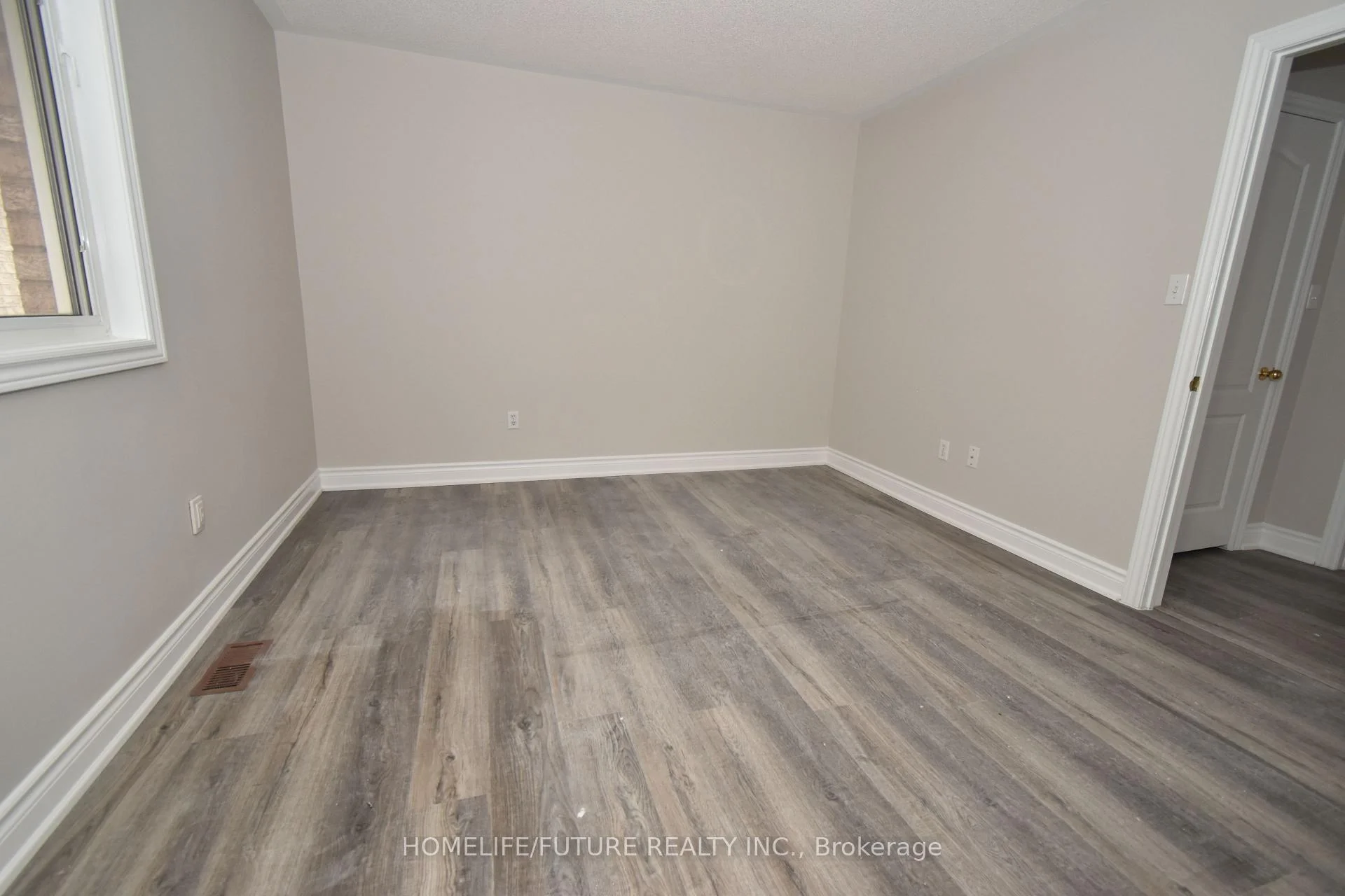 Photo 50 of 626 Highglen Avenue, Markham, Middlefield — HOMEH