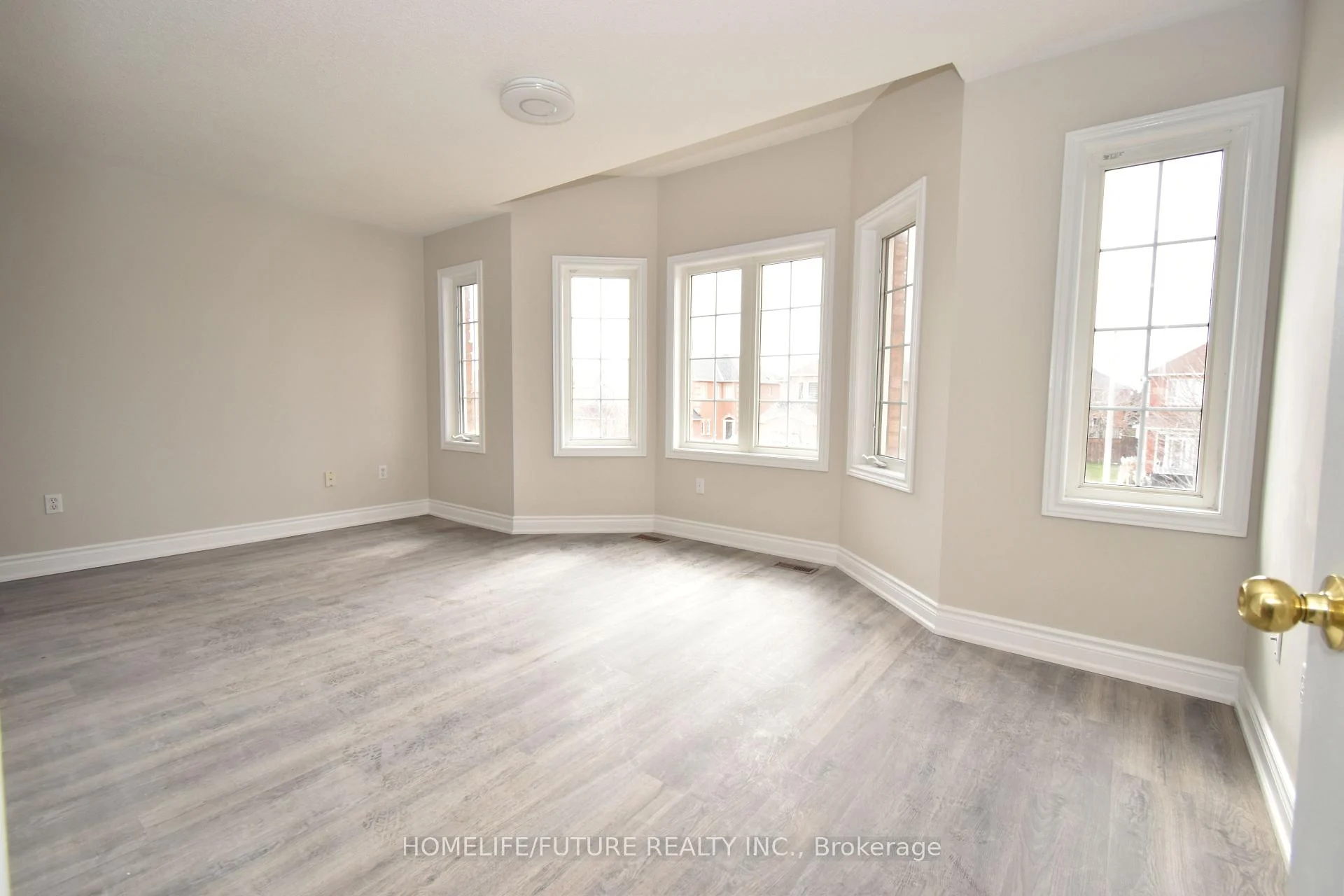 Photo 55 of 626 Highglen Avenue, Markham, Middlefield — HOMEH