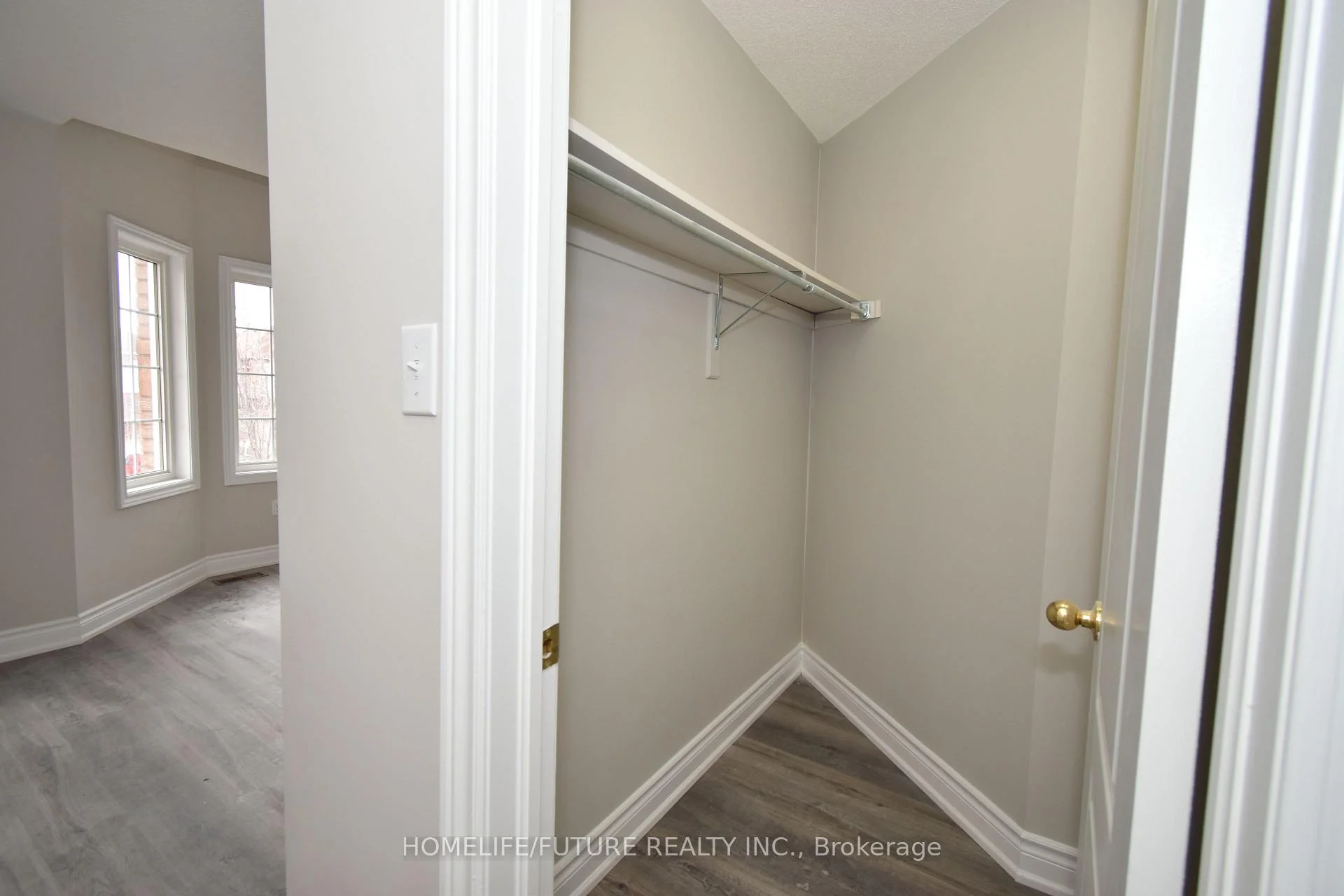 Photo 58 of 626 Highglen Avenue, Markham, Middlefield — HOMEH