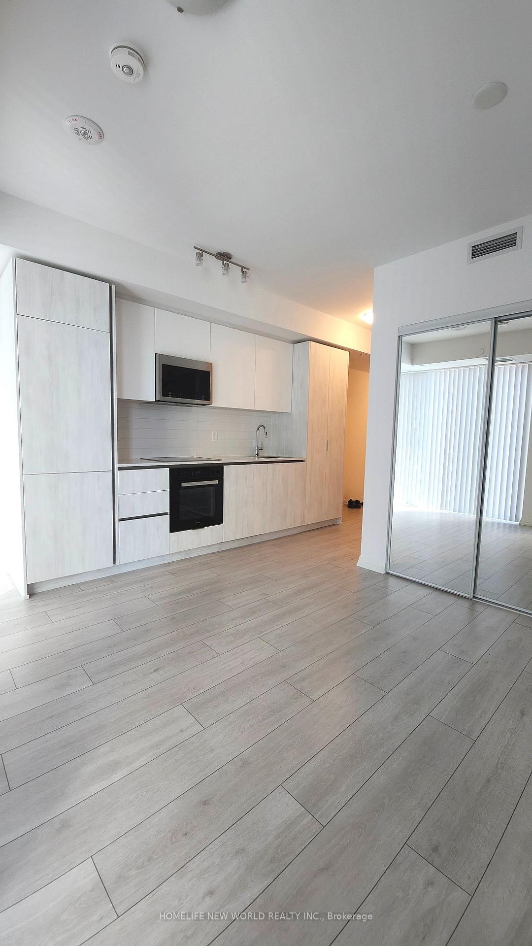 Photo 5 of Unit 2201, 400 King Street W, Toronto, Waterfront Communities — HOMEH