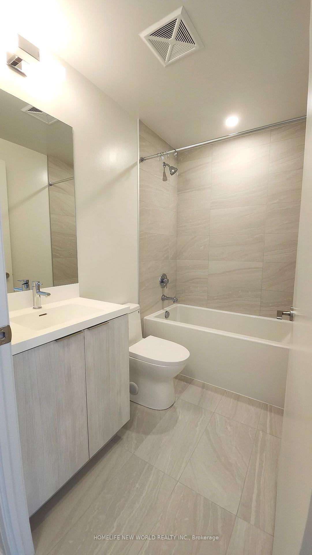 Photo 6 of Unit 2201, 400 King Street W, Toronto, Waterfront Communities — HOMEH