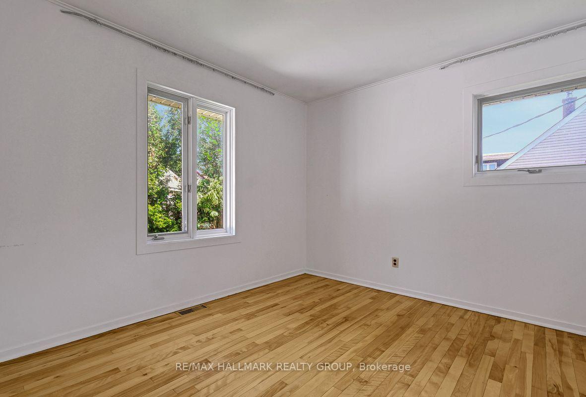 Photo 17 of 212 Anna Avenue, Ottawa, Carlington — HOMEH