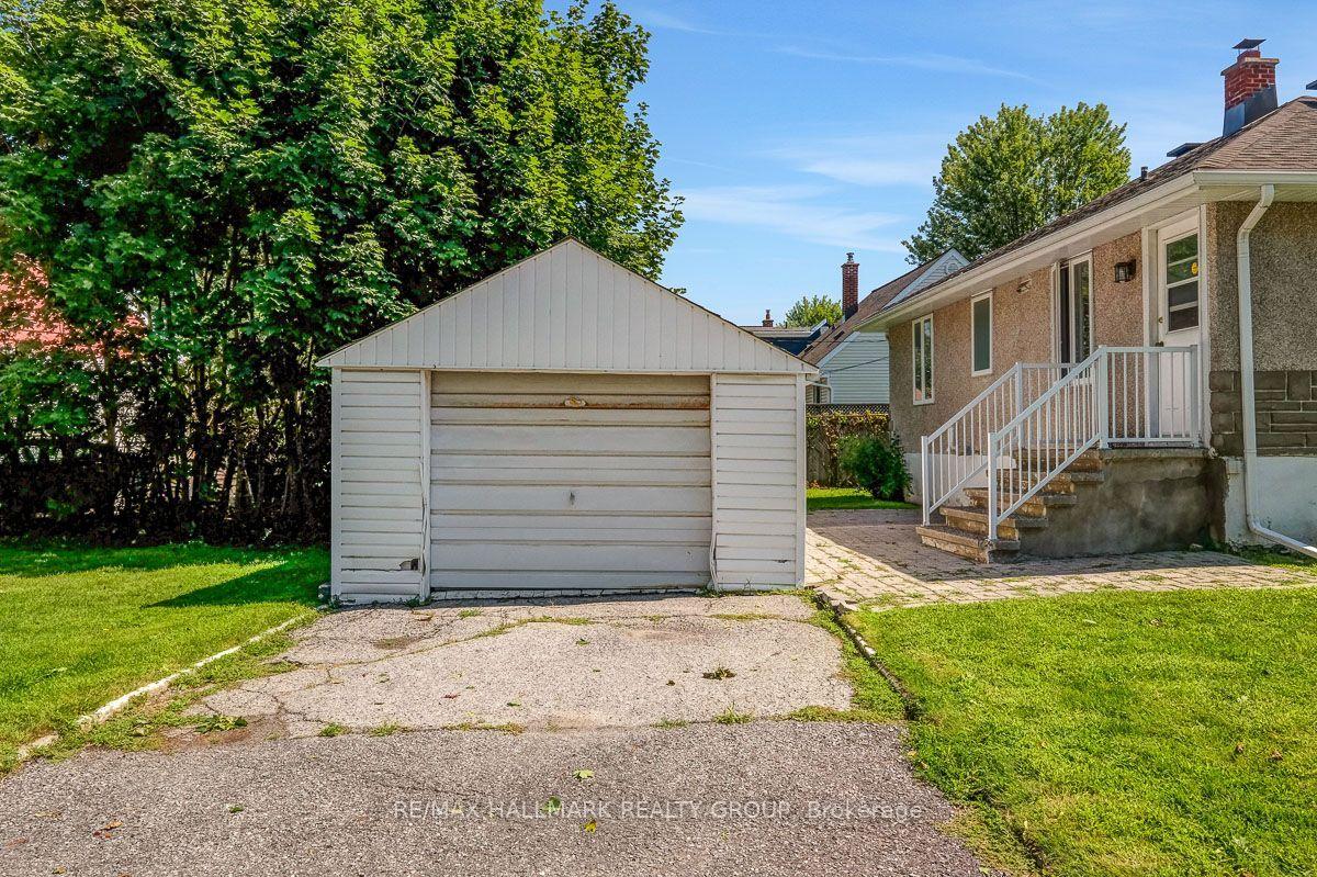 Photo 27 of 212 Anna Avenue, Ottawa, Carlington — HOMEH