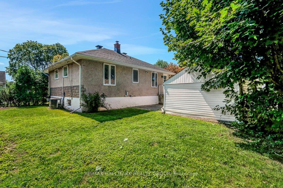 Photo 30 of 212 Anna Avenue, Ottawa, Carlington — HOMEH