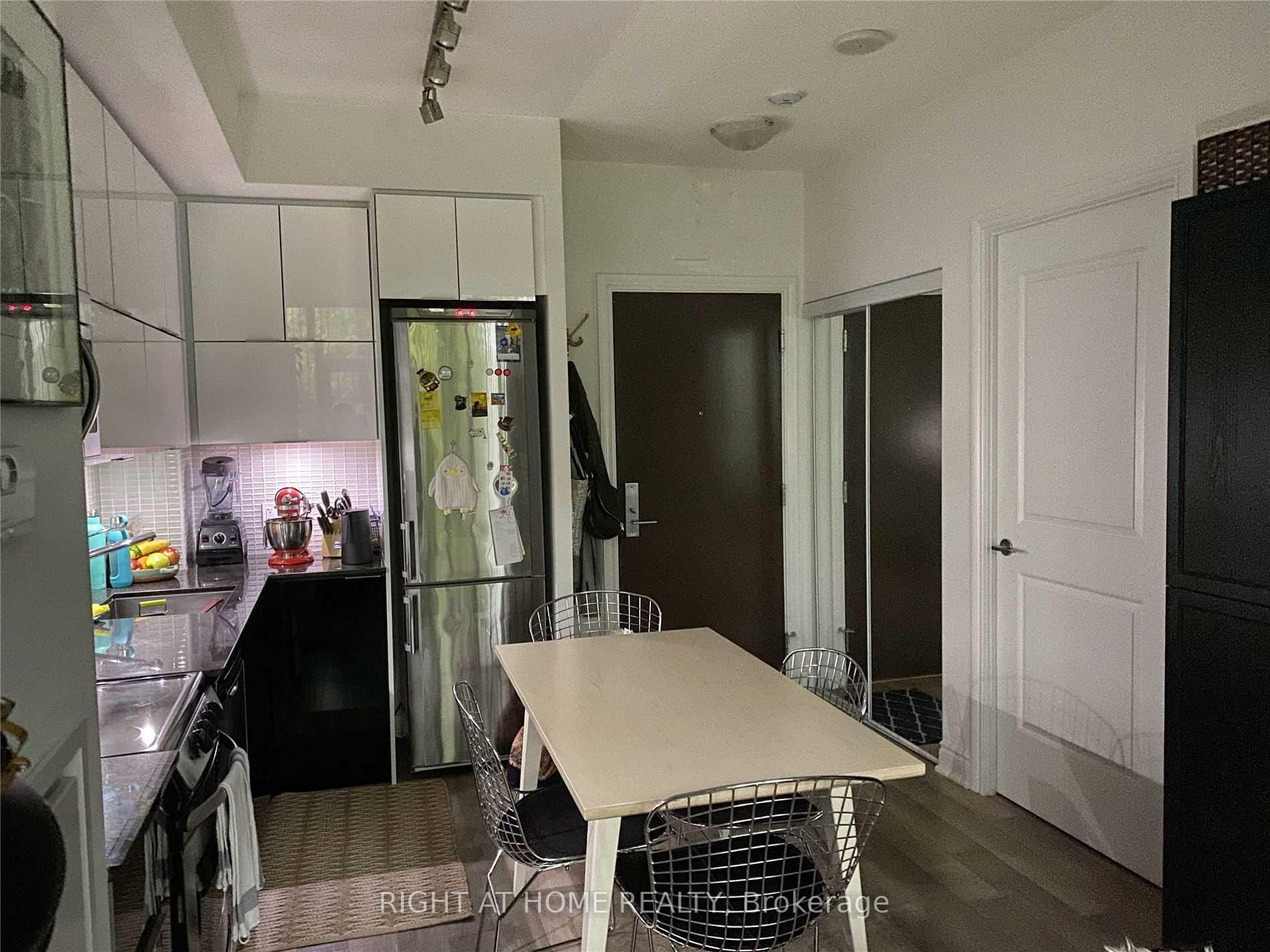 Photo 5 of Unit 101, 80 Marine Parade Drive, Etobicoke, Mimico — HOMEH