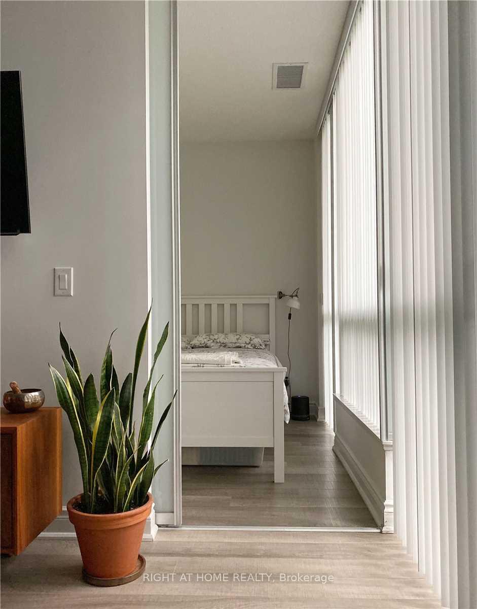 Photo 9 of Unit 101, 80 Marine Parade Drive, Etobicoke, Mimico — HOMEH
