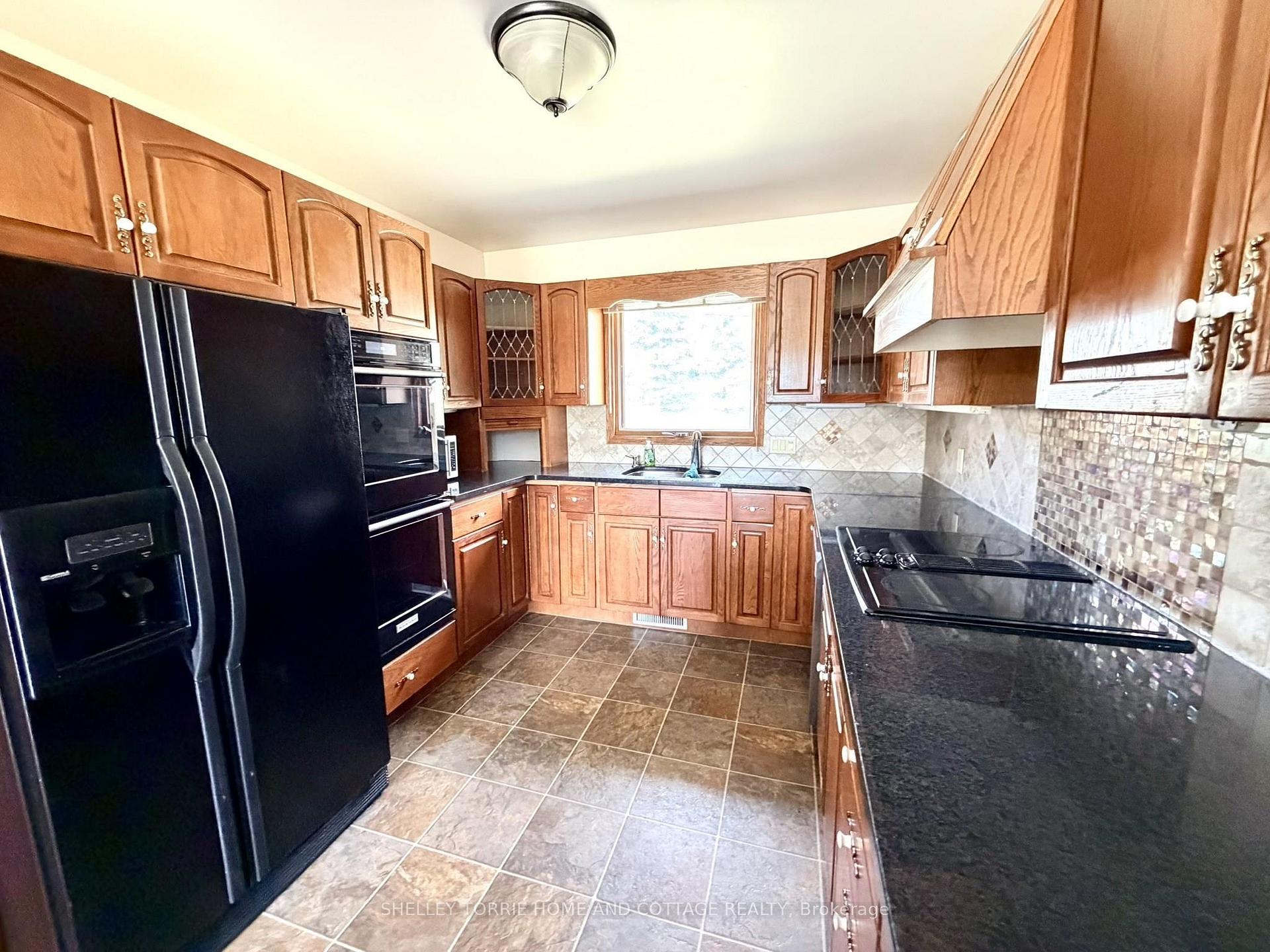 Photo 6 of 59 Donbrock Drive, Kenora, Donkirk Heights — HOMEH