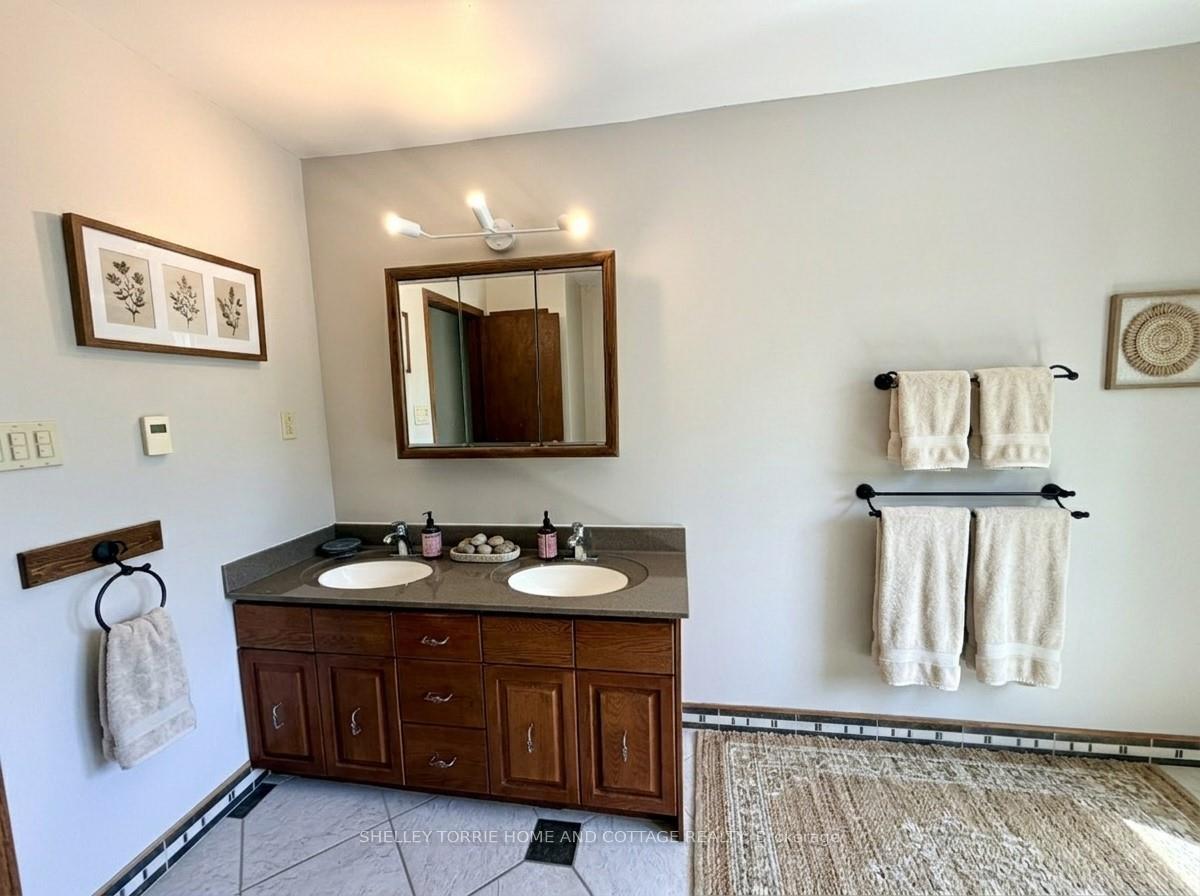 Photo 15 of 59 Donbrock Drive, Kenora, Donkirk Heights — HOMEH