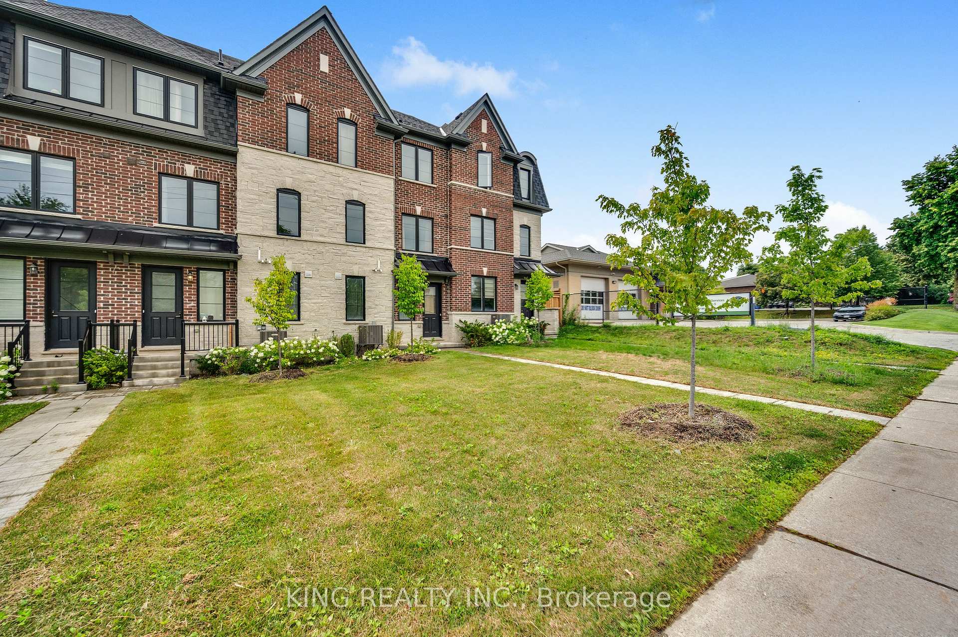 Photo 48 of 1443 National Common, Burlington, Tyandaga — HOMEH