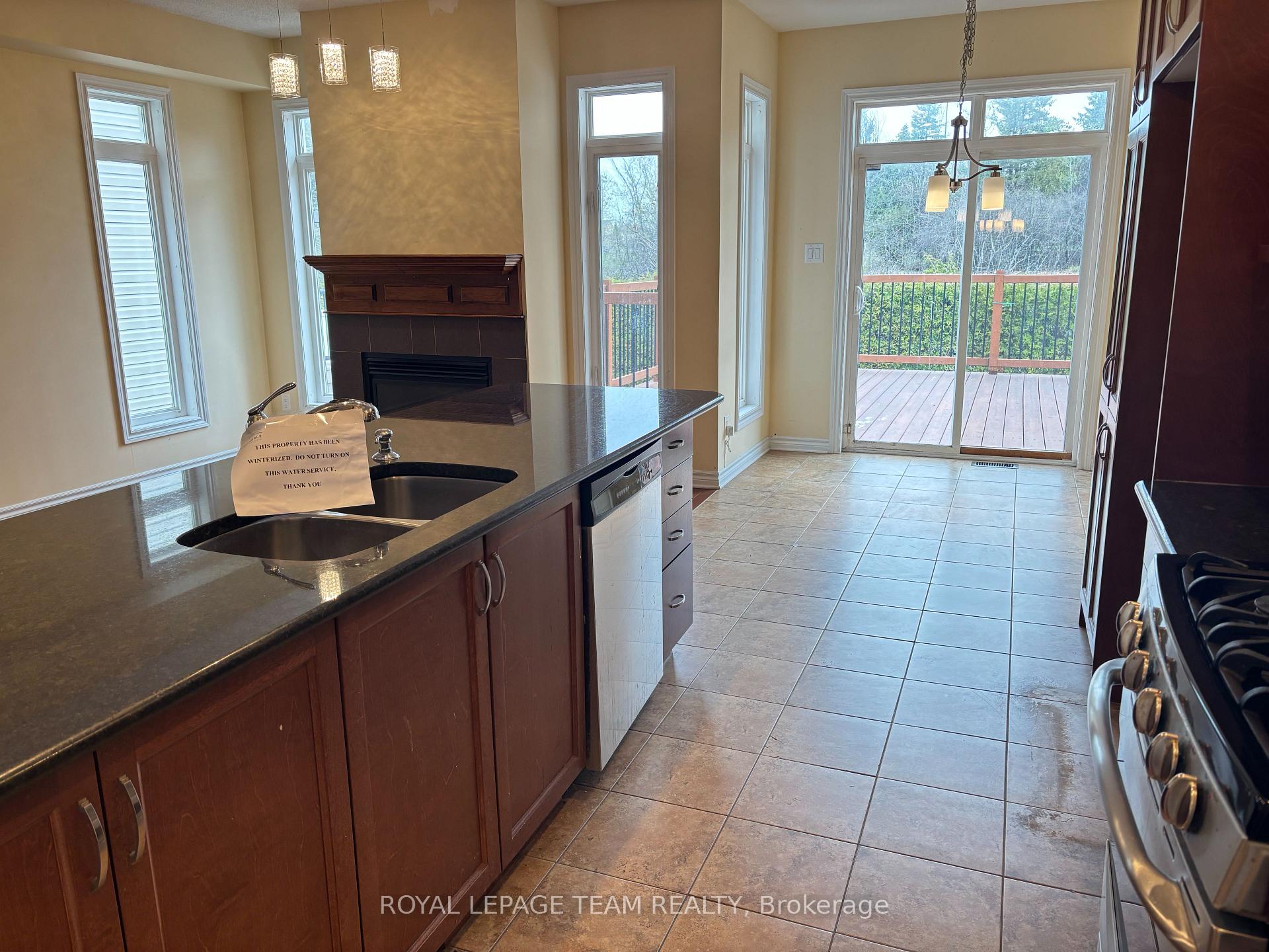 Photo 8 of 449 Foxhall Way, Ottawa, Kanata - Bridlewood — HOMEH
