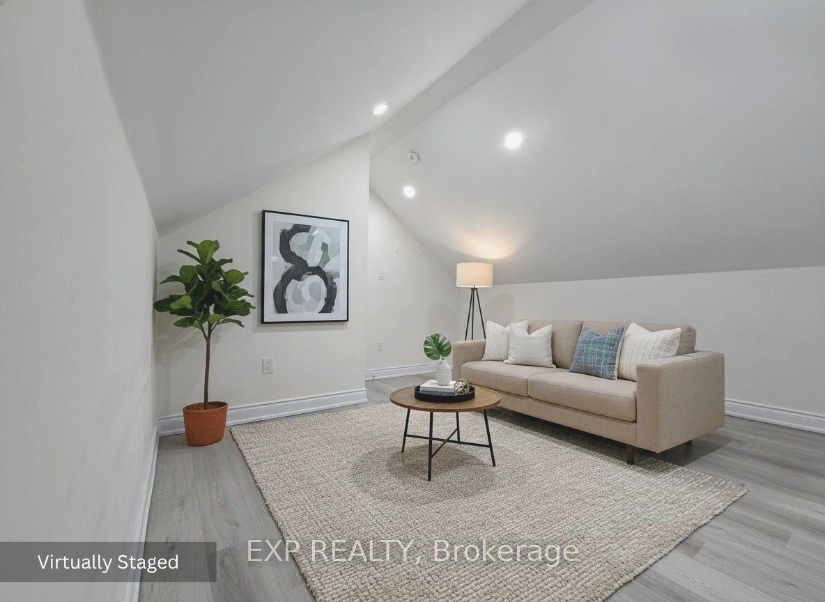 Photo 5 of Unit 2, 69 Vine Street, St. Catharines, E. Chester — HOMEH