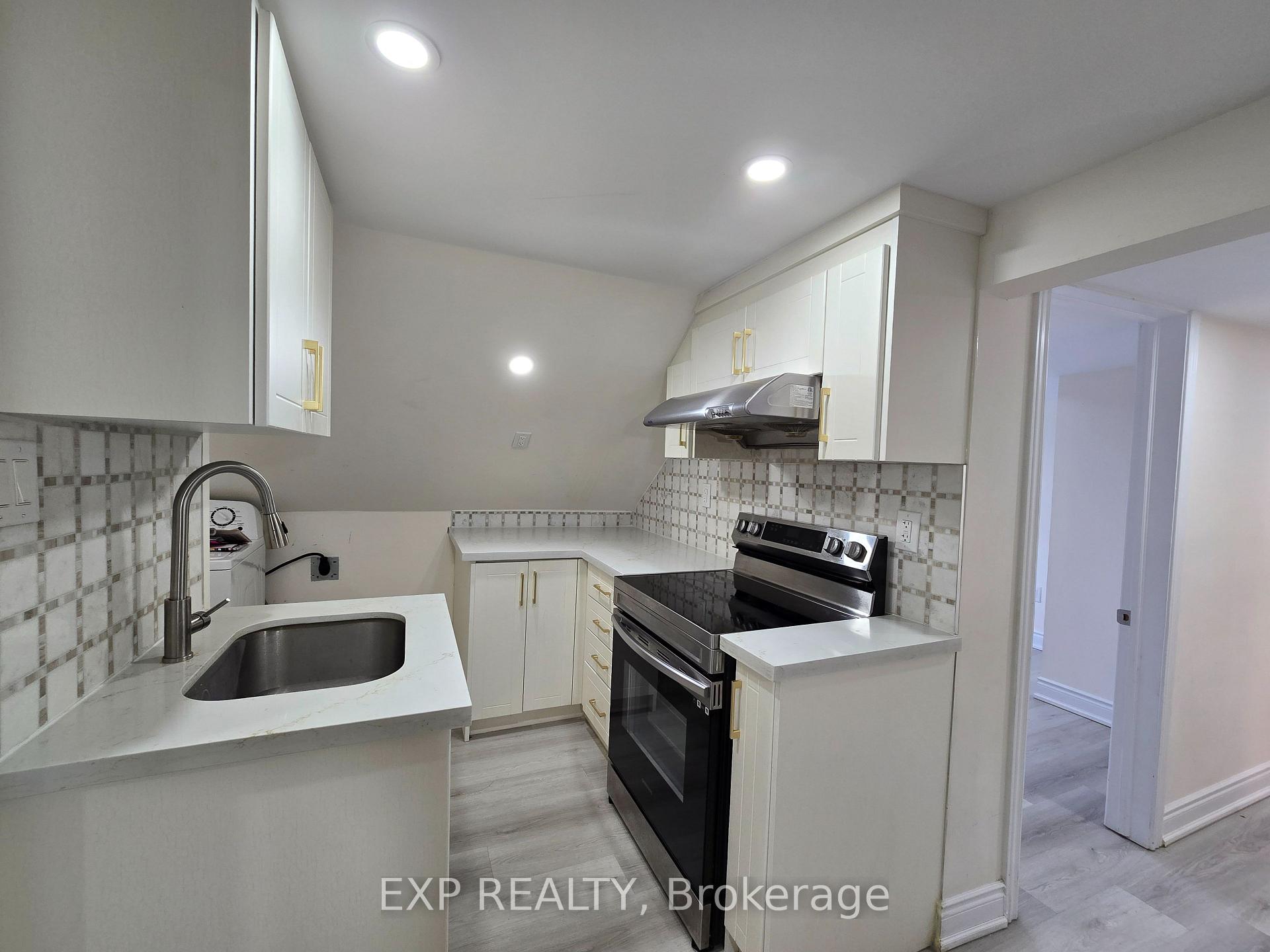 Photo 9 of Unit 2, 69 Vine Street, St. Catharines, E. Chester — HOMEH