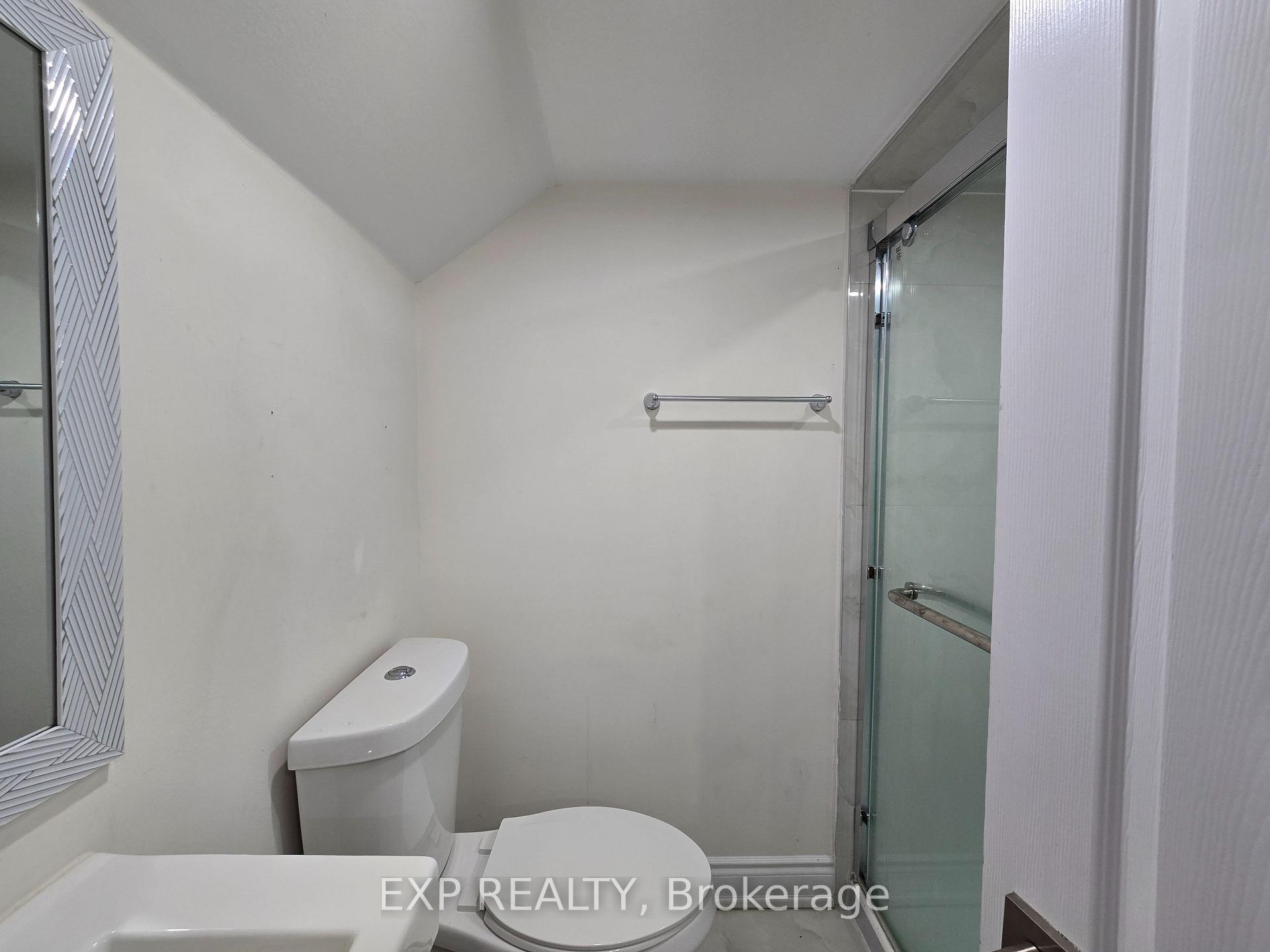 Photo 11 of Unit 2, 69 Vine Street, St. Catharines, E. Chester — HOMEH