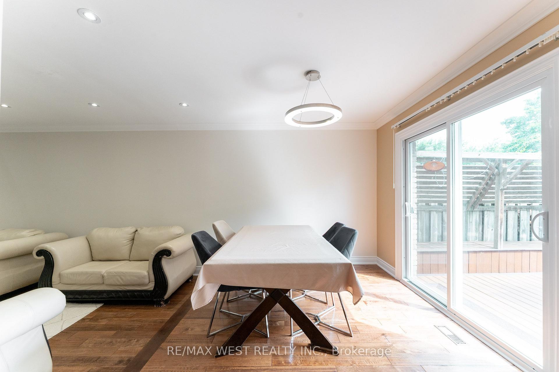 Photo 14 of 3098 Driftwood Drive, Burlington, Brant Hills — HOMEH