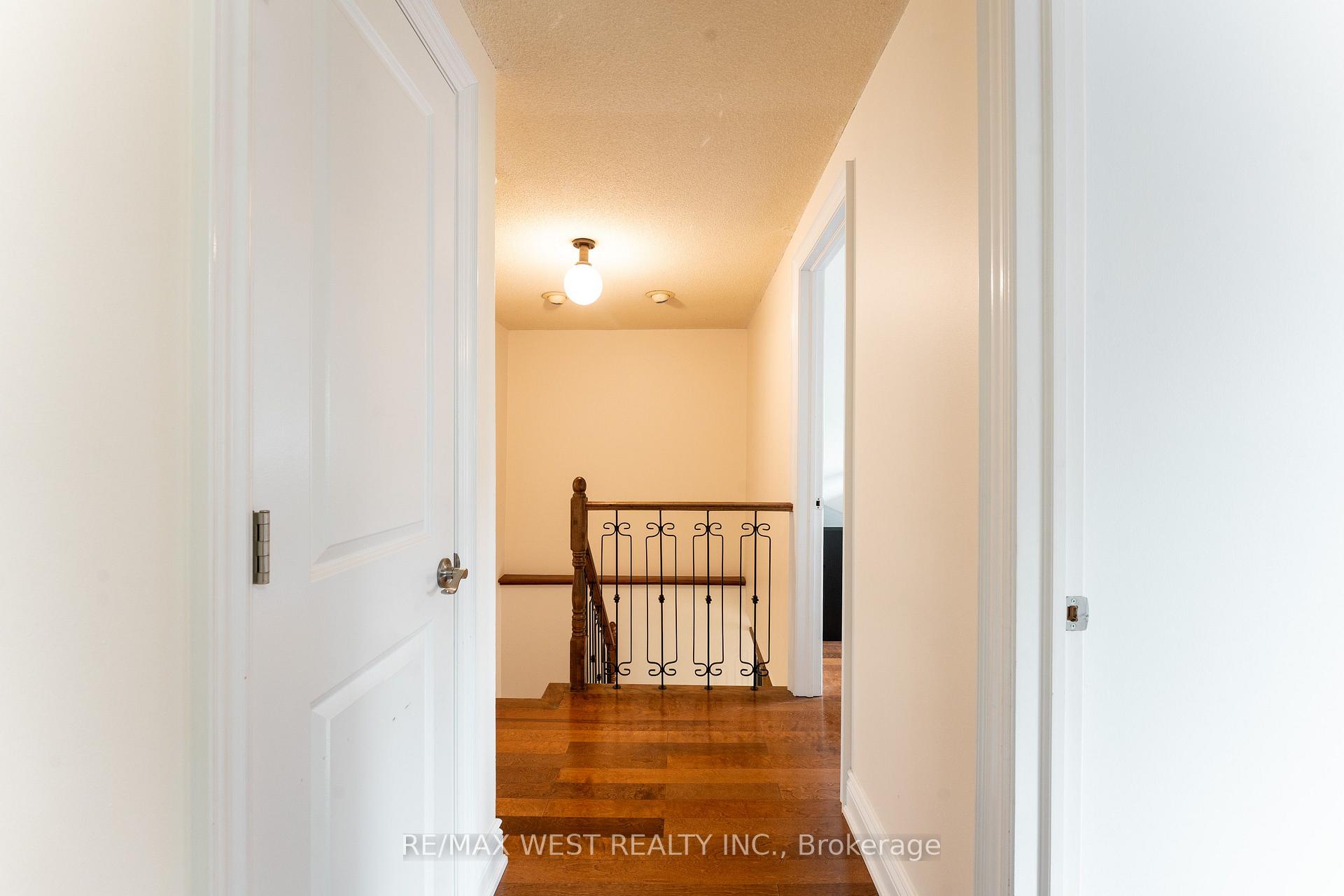 Photo 23 of 3098 Driftwood Drive, Burlington, Brant Hills — HOMEH