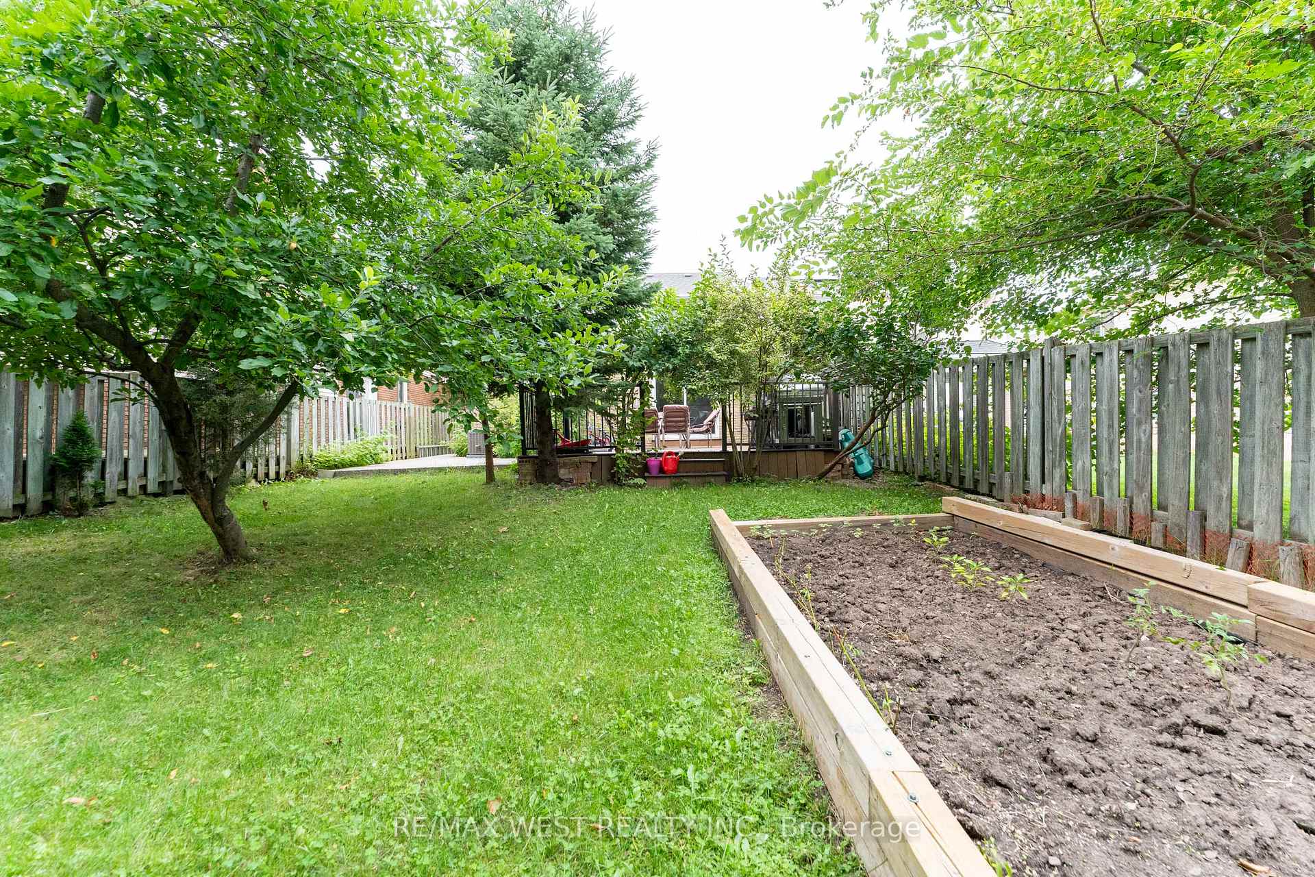 Photo 40 of 3098 Driftwood Drive, Burlington, Brant Hills — HOMEH