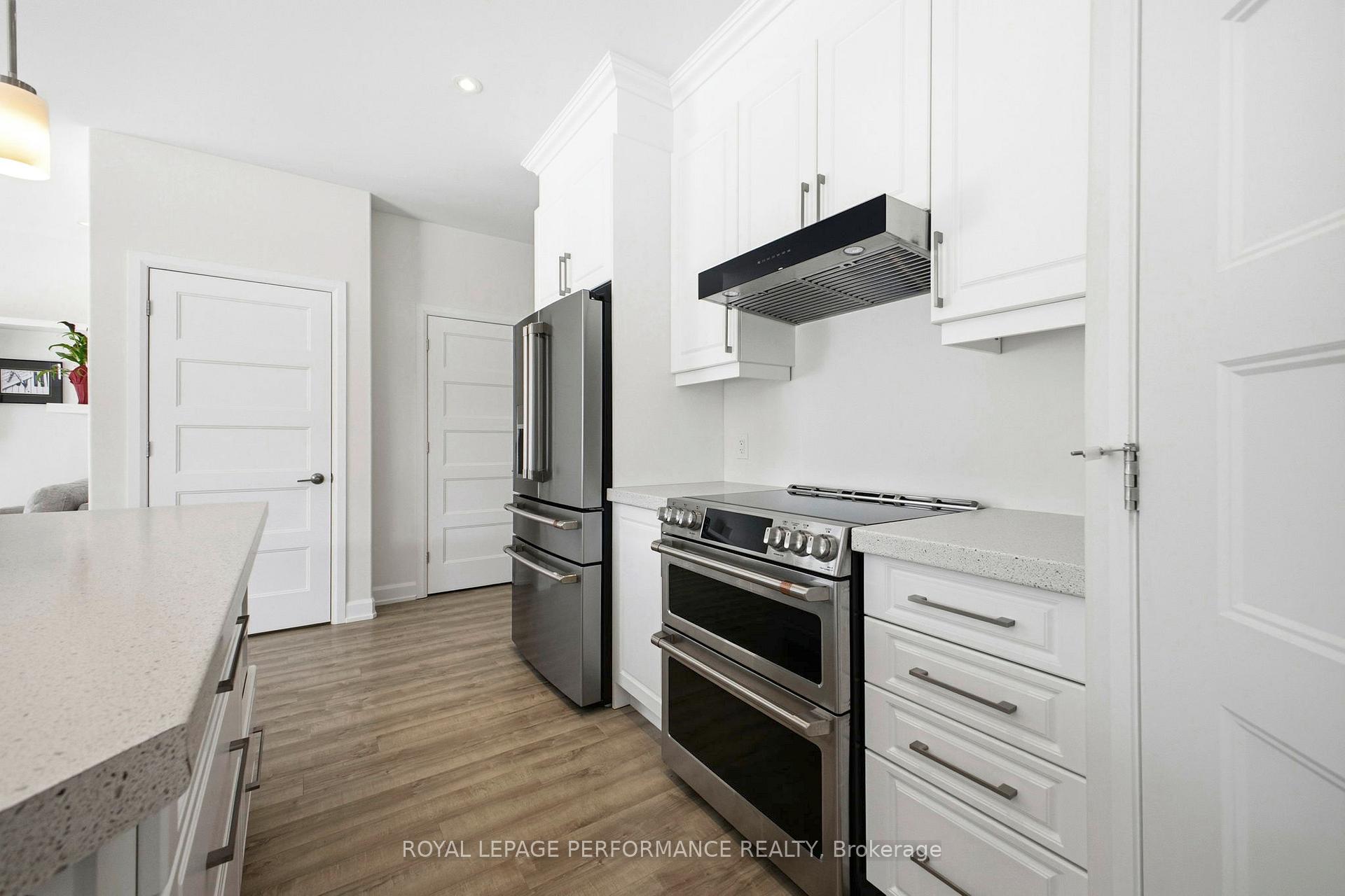 Photo 10 of 934 Chablis Crescent, Russell, Embrun — HOMEH