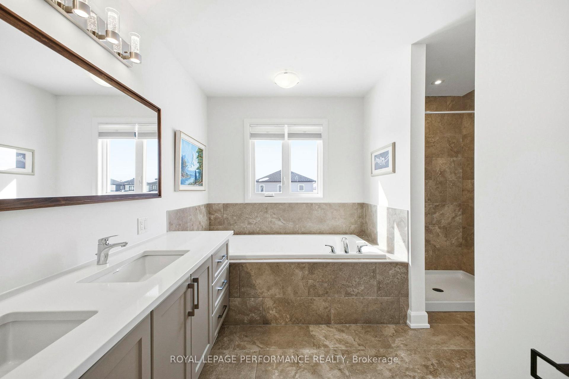 Photo 21 of 934 Chablis Crescent, Russell, Embrun — HOMEH