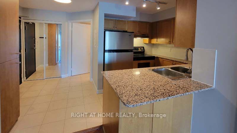 Photo 3 of Unit 2903, 210 Victoria Street, Toronto, Church-Yonge Corridor — HOMEH