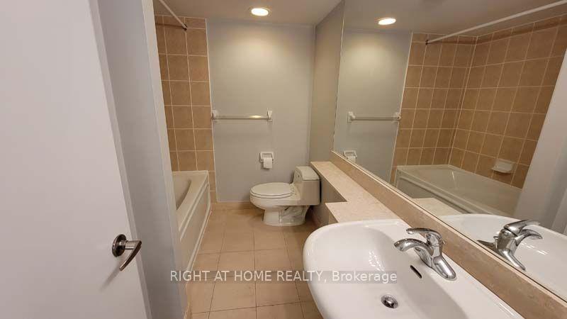 Photo 19 of Unit 2903, 210 Victoria Street, Toronto, Church-Yonge Corridor — HOMEH