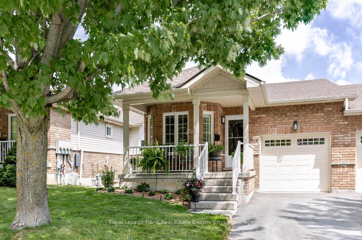Photo of 919 Wentworth Street
