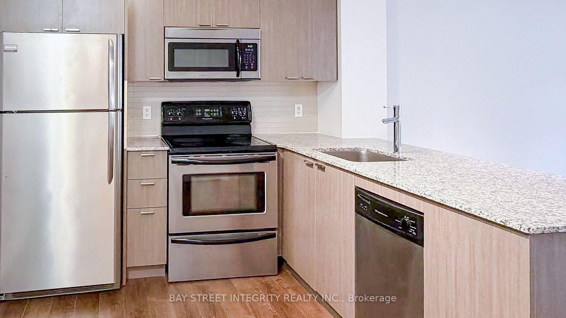Photo 4 of Unit 402, 23 Sheppard Avenue E, North York, Willowdale East — HOMEH