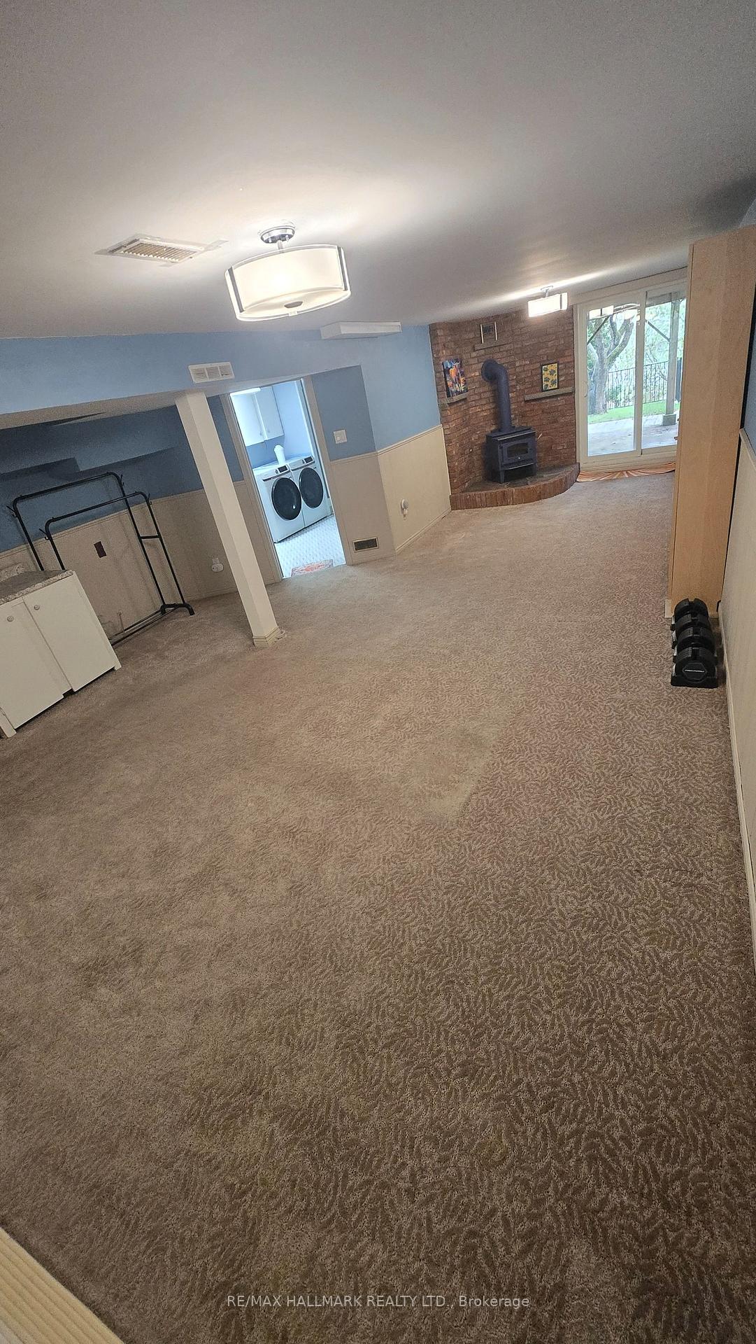 Photo 8 of Unit Lower Level, 106 Springdale Crescent, Oshawa, Donevan — HOMEH