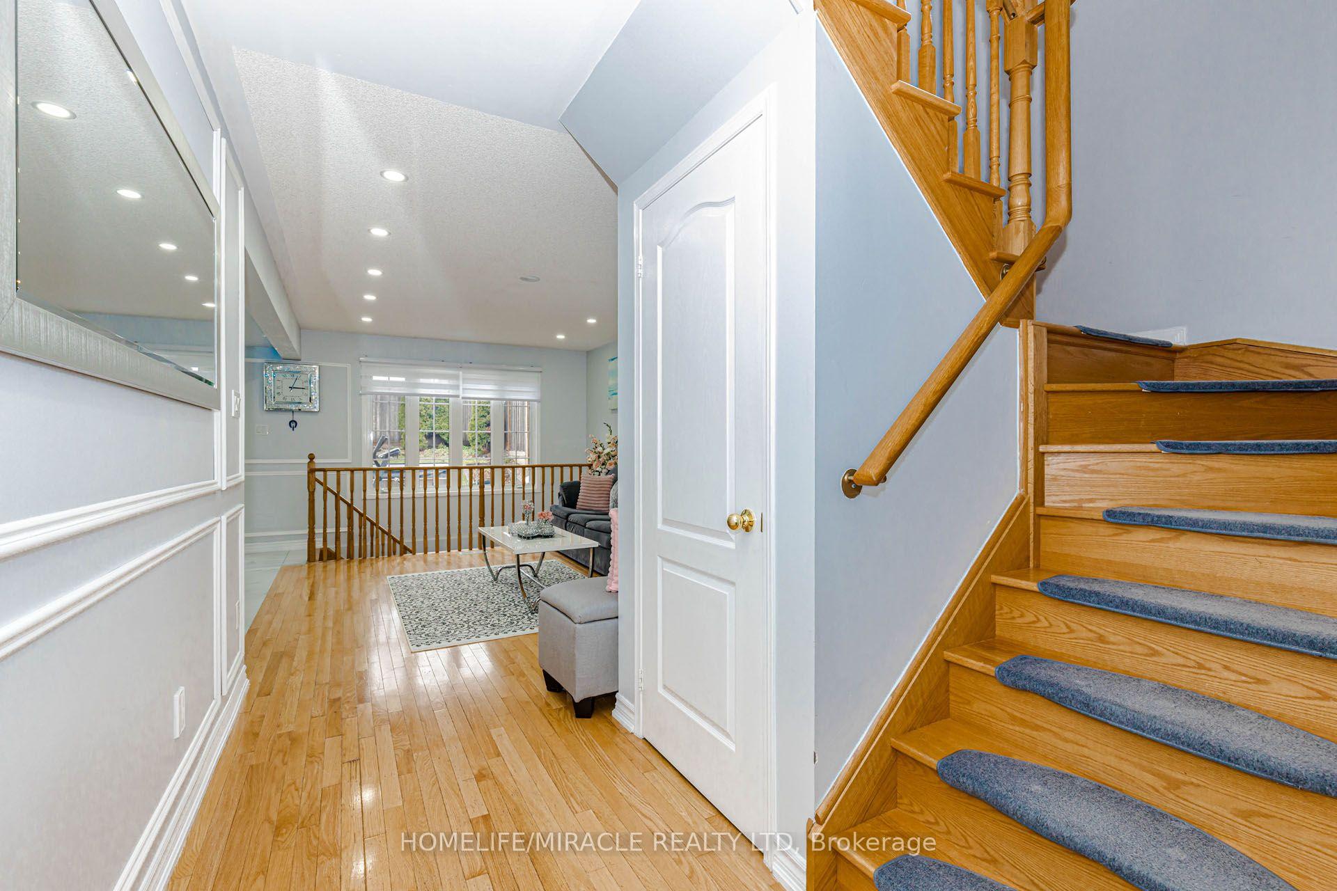 Photo 26 of 60 Bushmill Circle, Brampton, Fletcher's Meadow — HOMEH