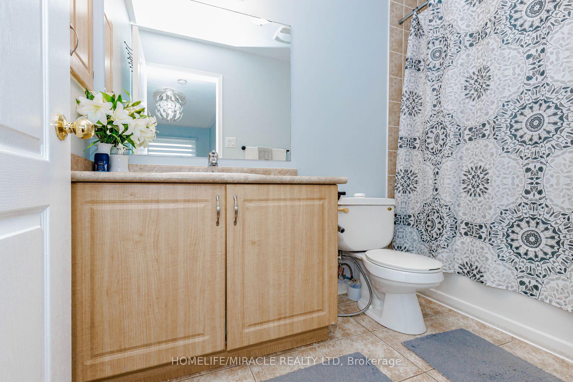 Photo 40 of 60 Bushmill Circle, Brampton, Fletcher's Meadow — HOMEH