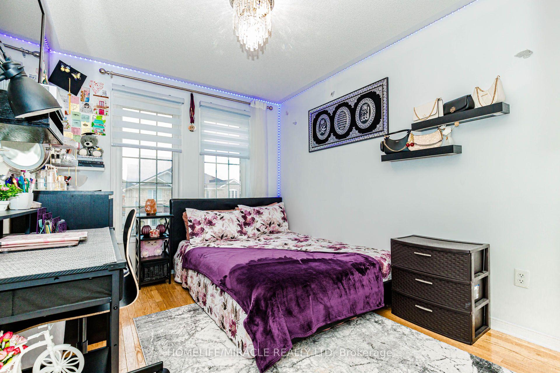 Photo 41 of 60 Bushmill Circle, Brampton, Fletcher's Meadow — HOMEH