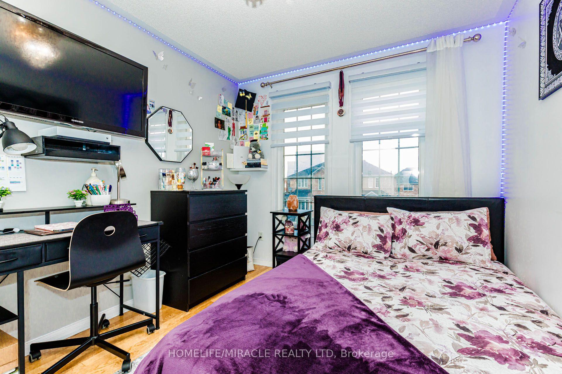 Photo 42 of 60 Bushmill Circle, Brampton, Fletcher's Meadow — HOMEH