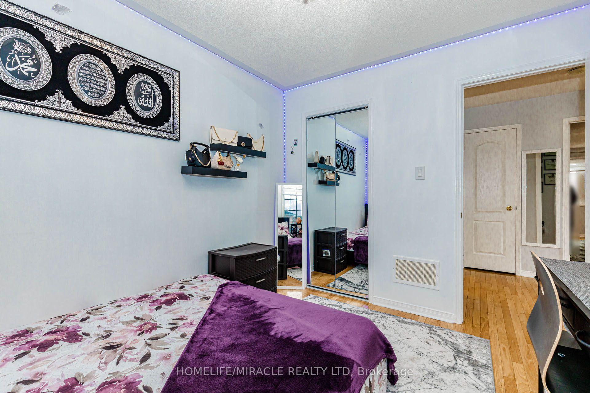 Photo 43 of 60 Bushmill Circle, Brampton, Fletcher's Meadow — HOMEH
