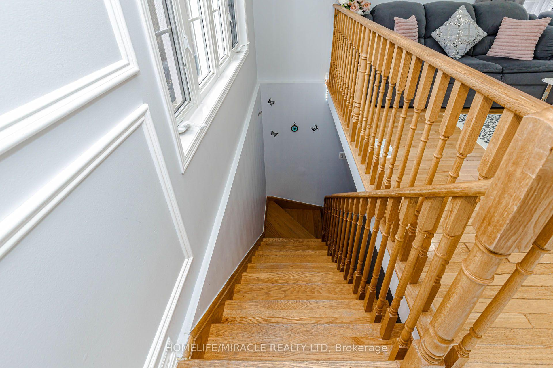 Photo 45 of 60 Bushmill Circle, Brampton, Fletcher's Meadow — HOMEH