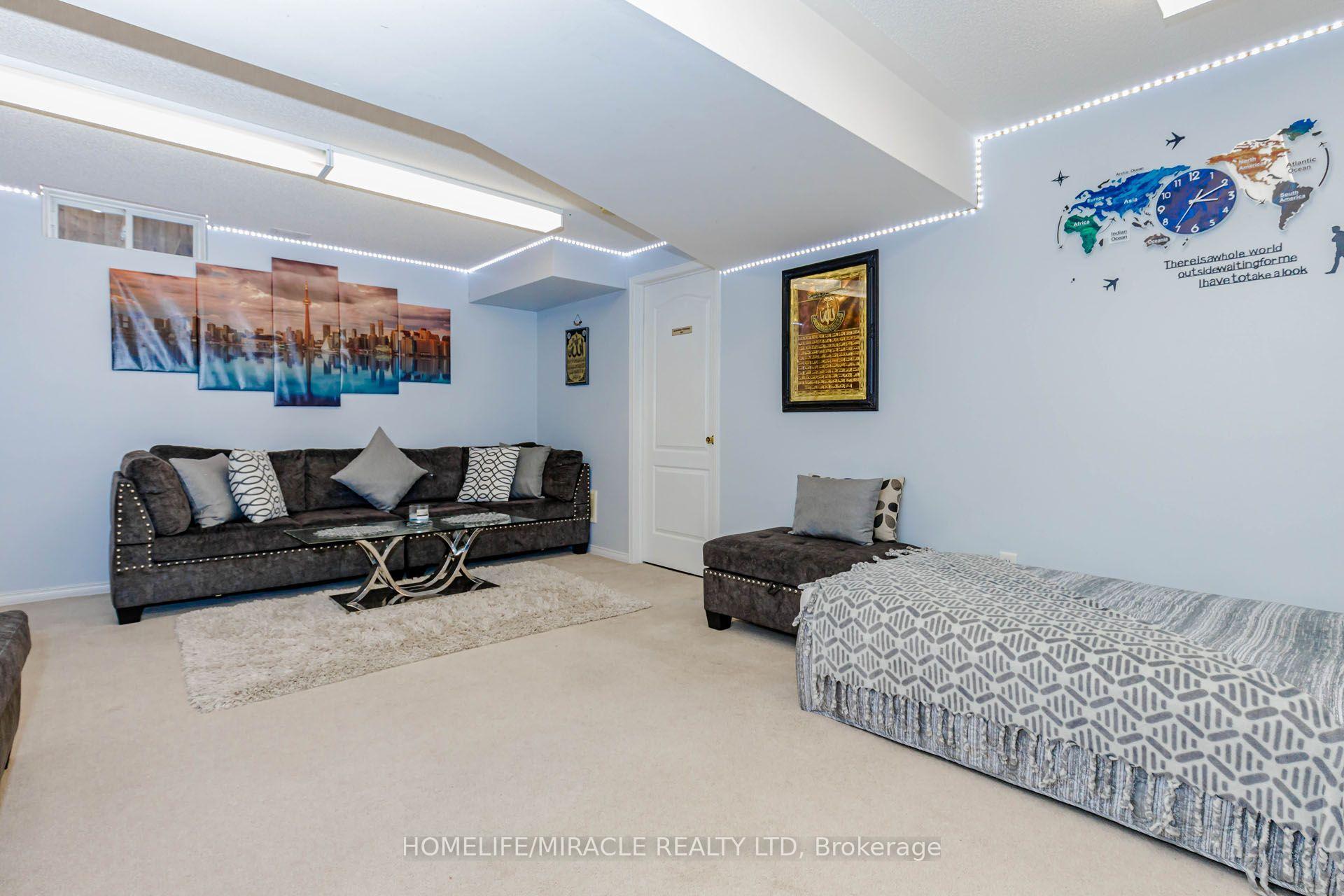 Photo 48 of 60 Bushmill Circle, Brampton, Fletcher's Meadow — HOMEH
