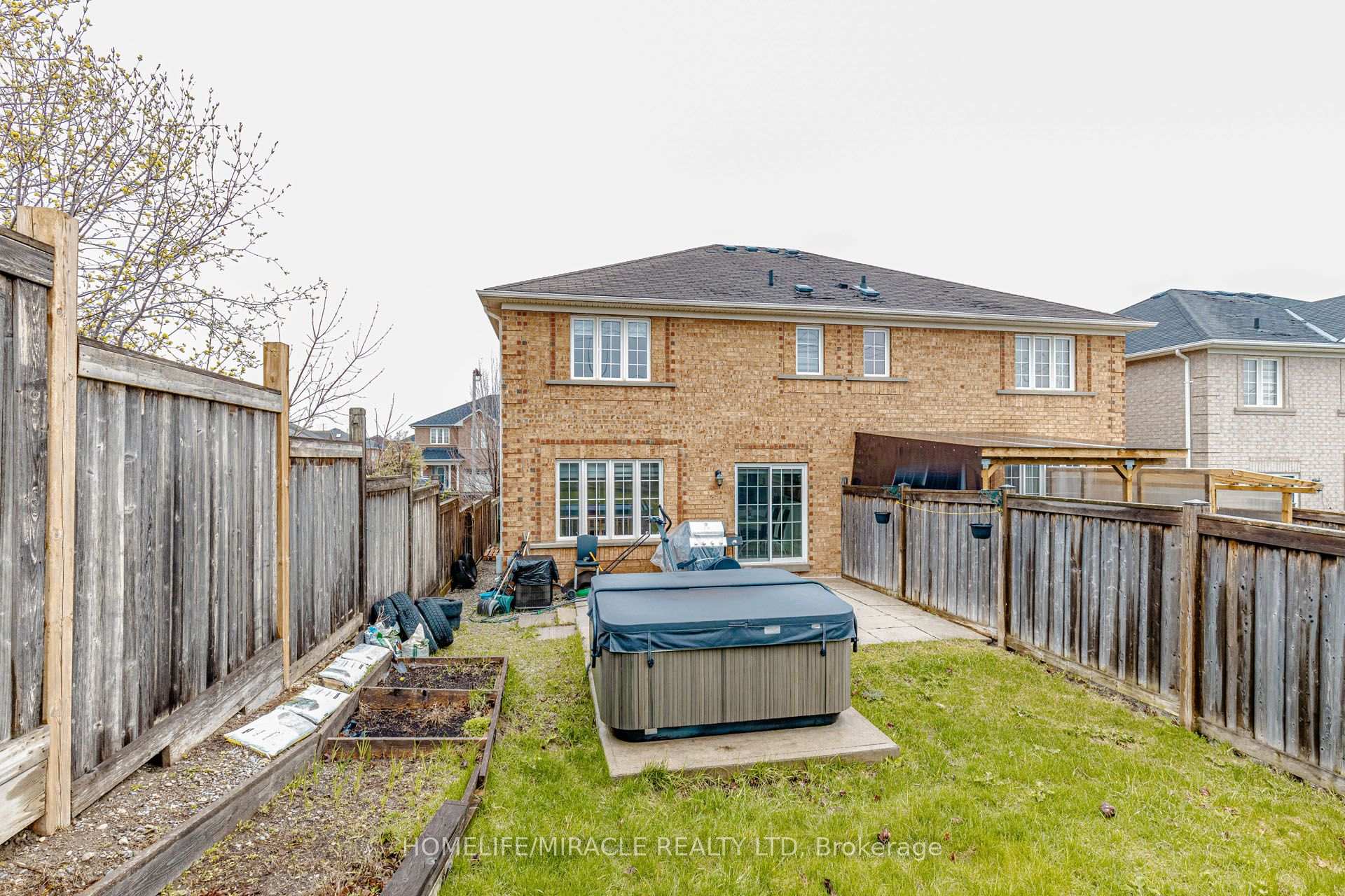 Photo 50 of 60 Bushmill Circle, Brampton, Fletcher's Meadow — HOMEH