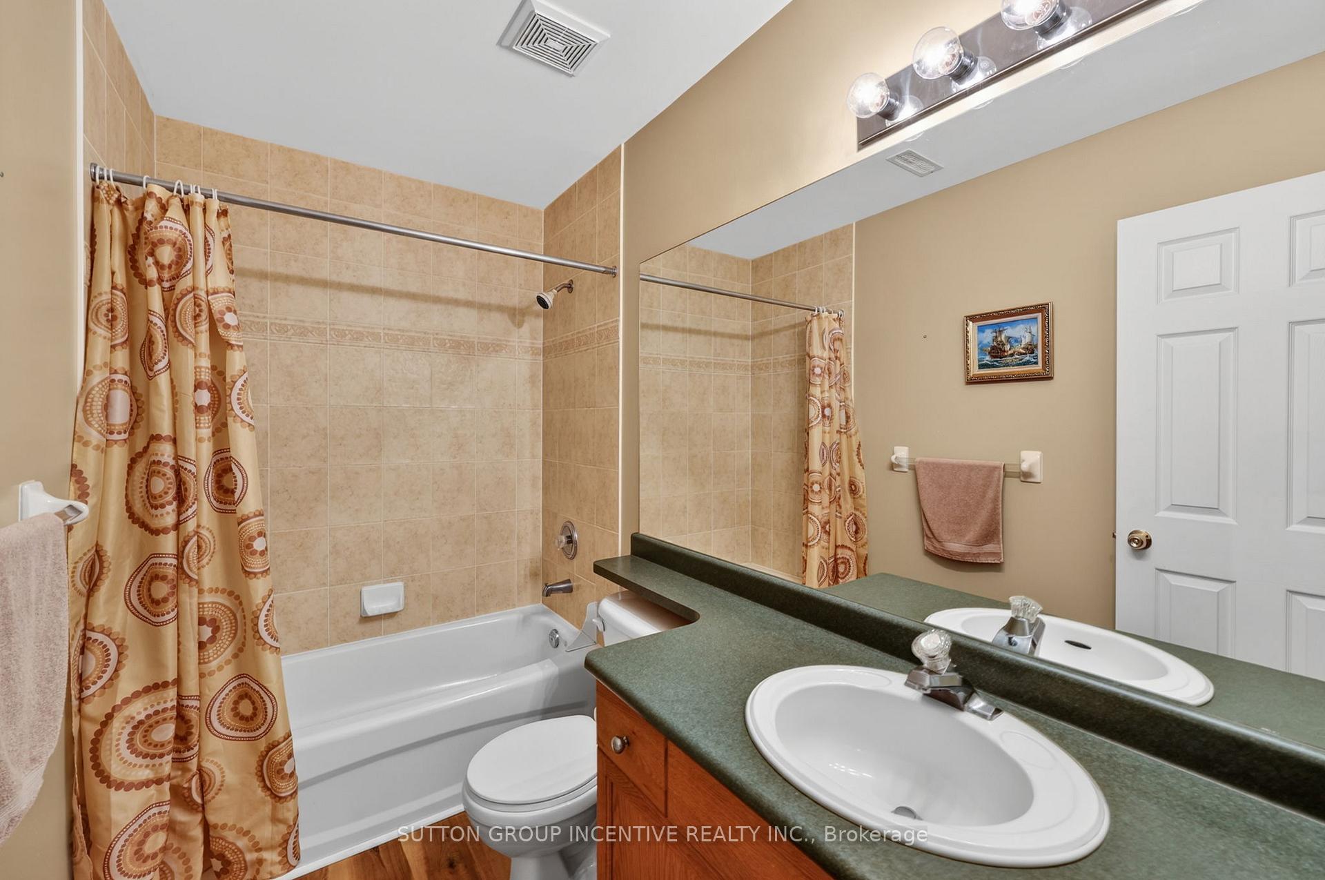 Photo 34 of 101 Lion's Gate Boulevard, Barrie, Little Lake — HOMEH