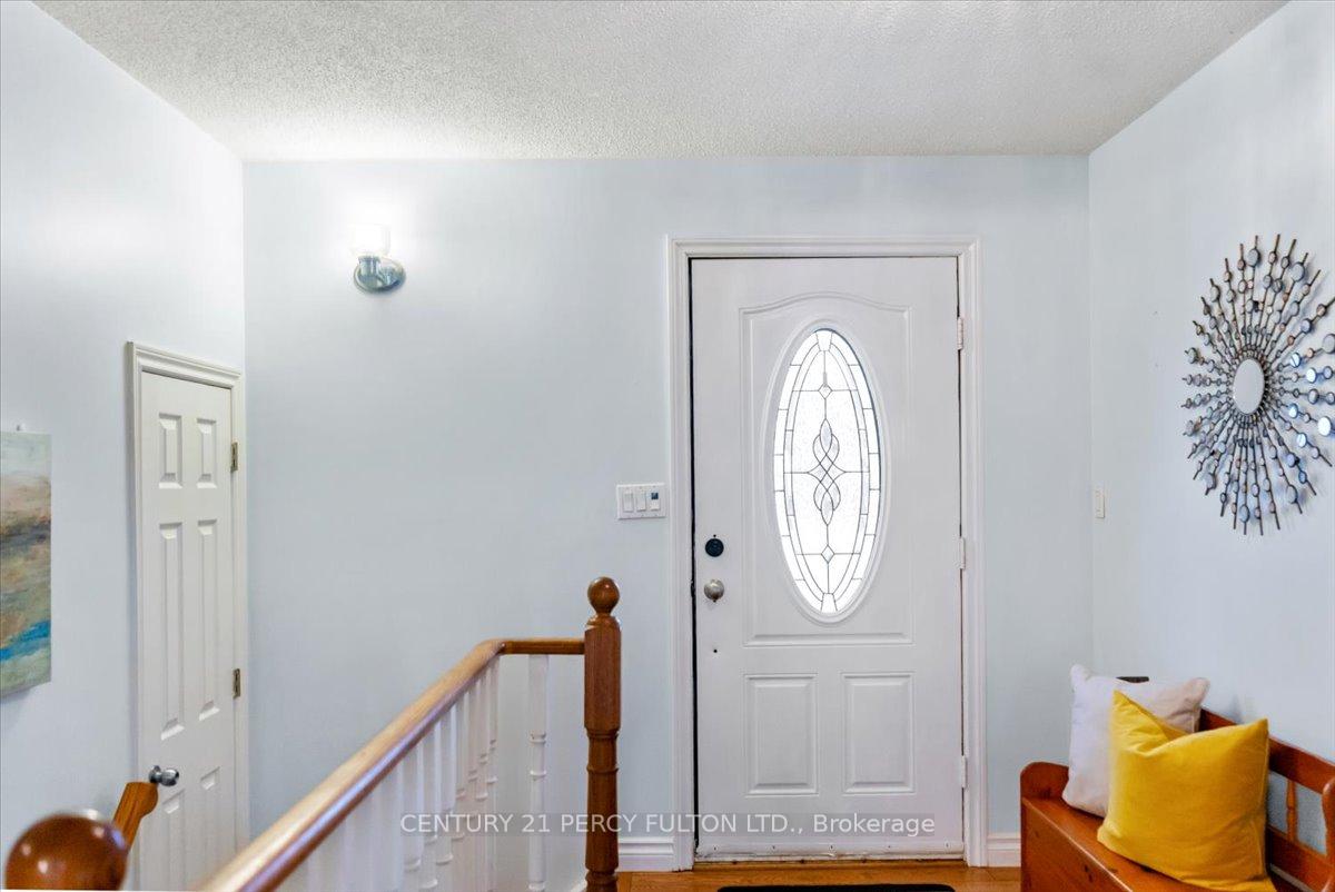 Photo 4 of 5 Durham Street, Clarington, Bowmanville — HOMEH